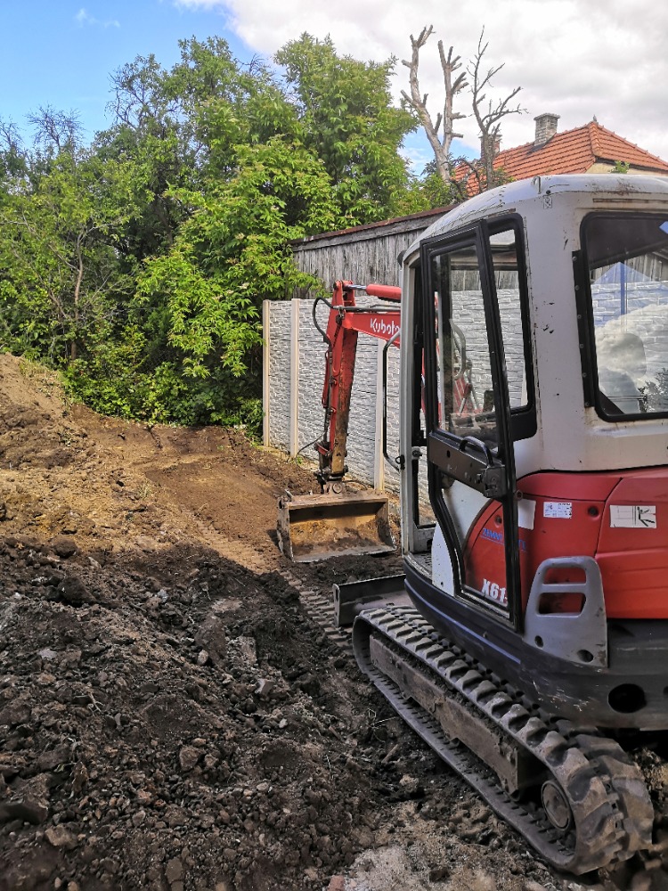 Autodoprava a zemní práce Slavíček foto 4