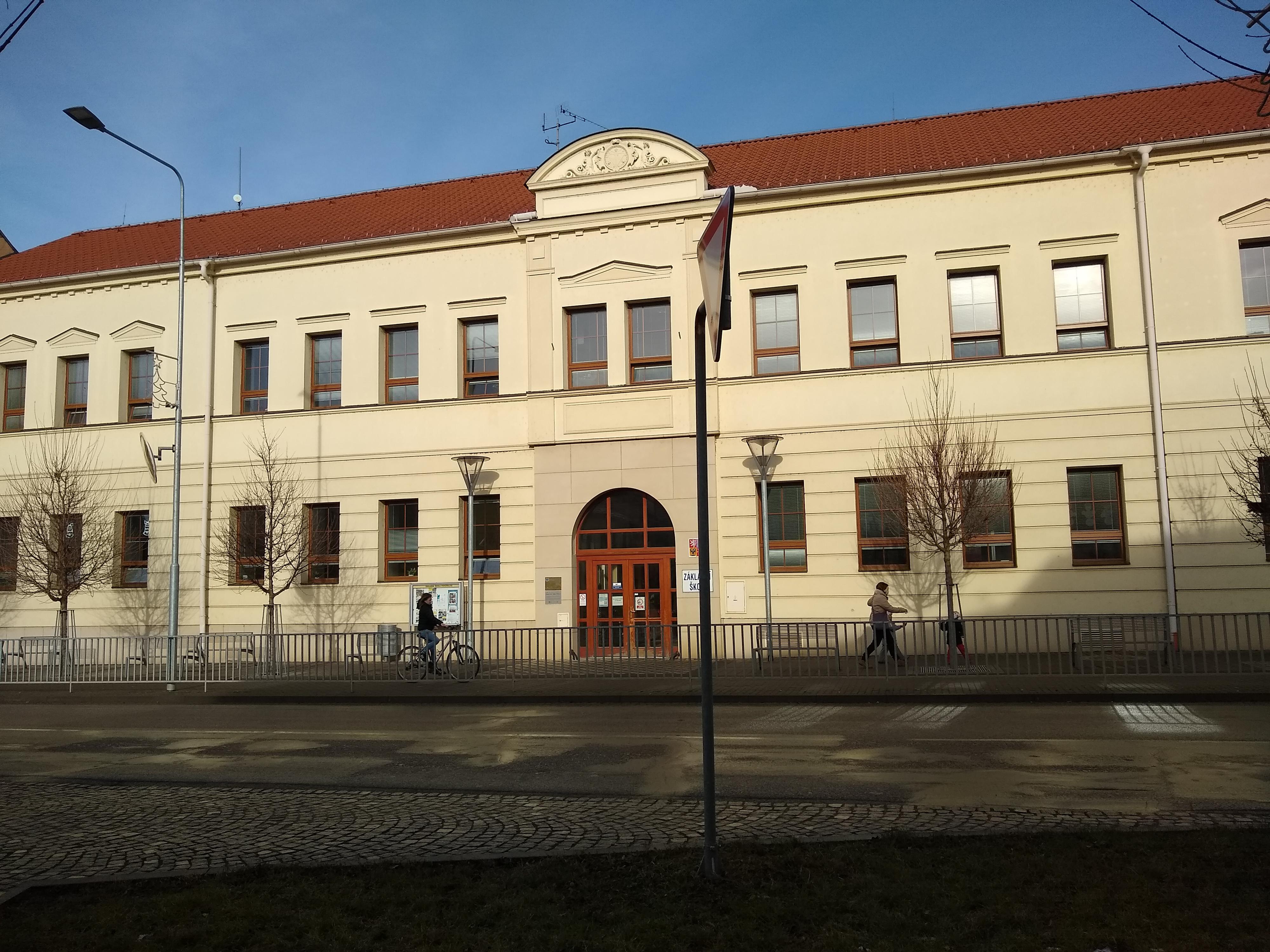 ZŠ a MŠ Pohořelice, Lidická foto 2