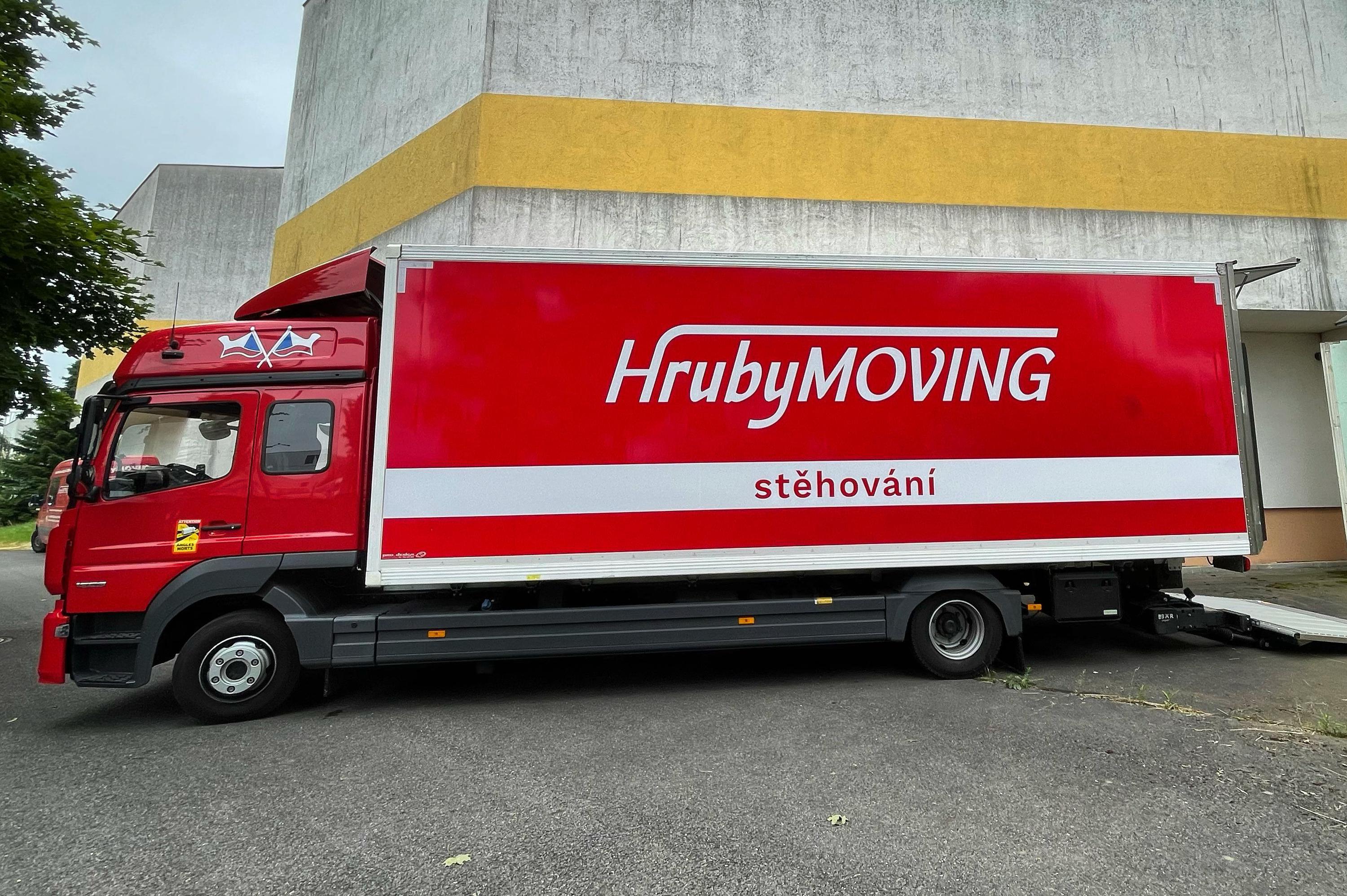 HrubyMOVING