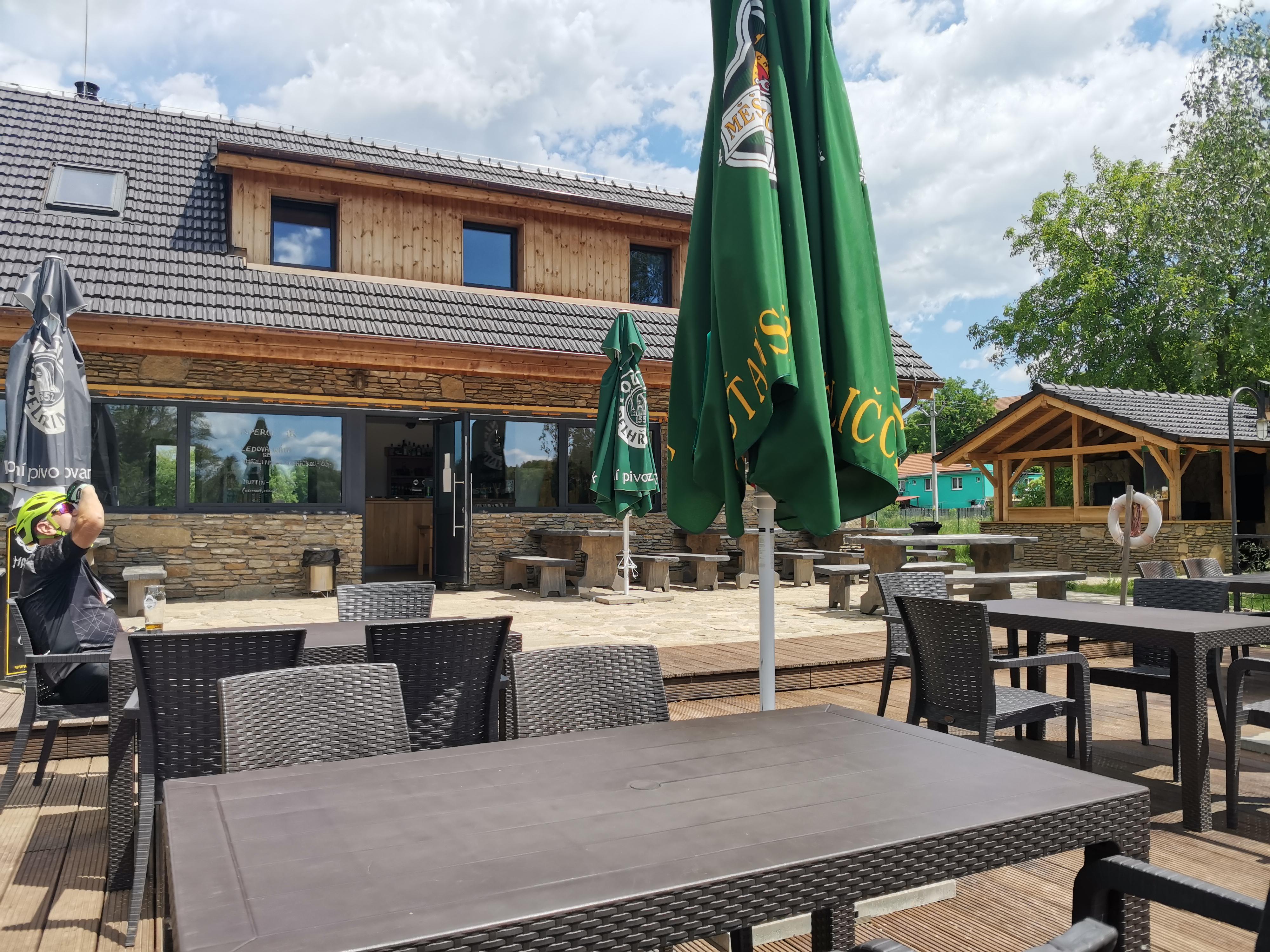 Rybník Rebešovice - restaurace