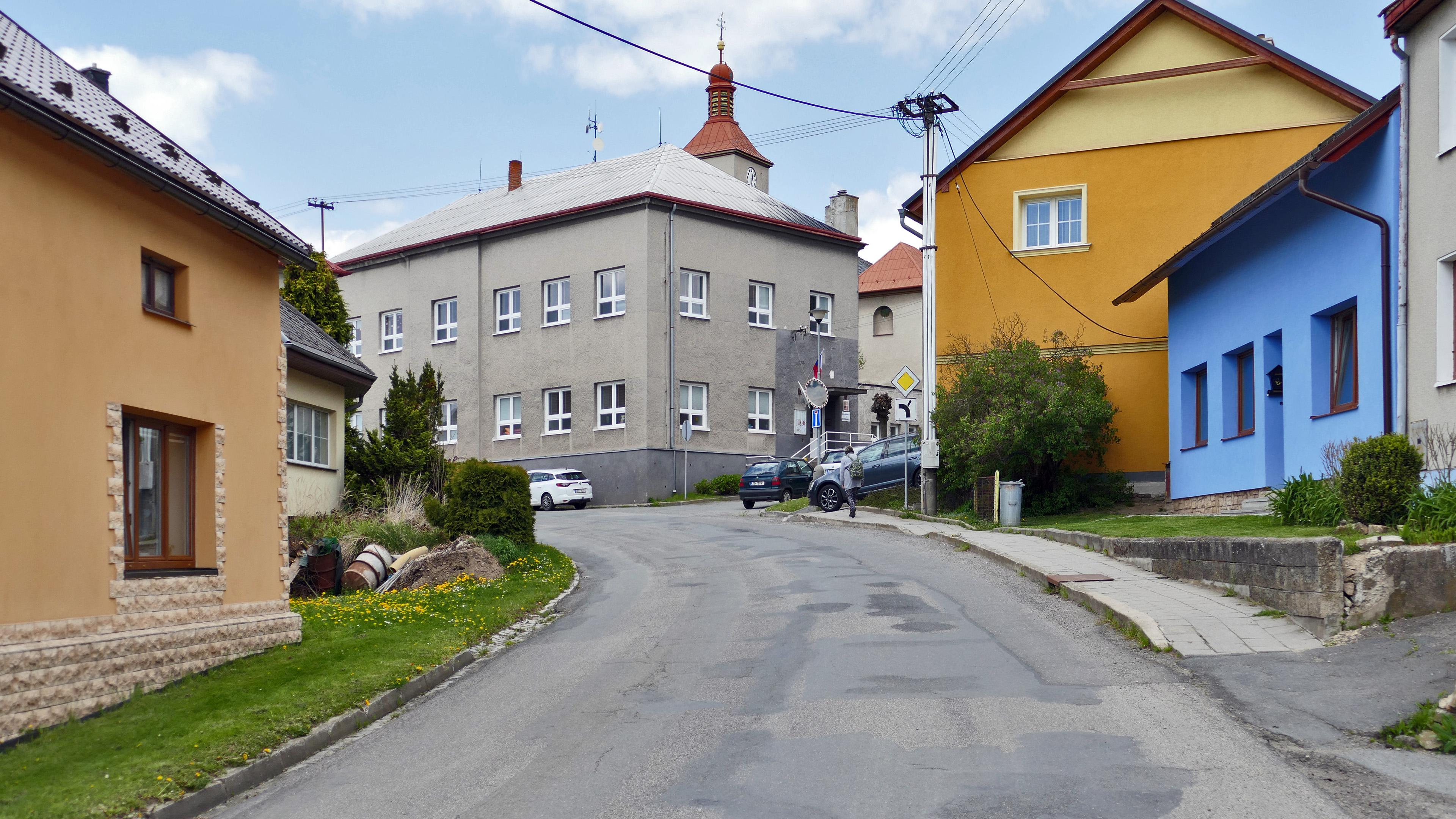 ZŠ a MŠ Domaželice foto 2