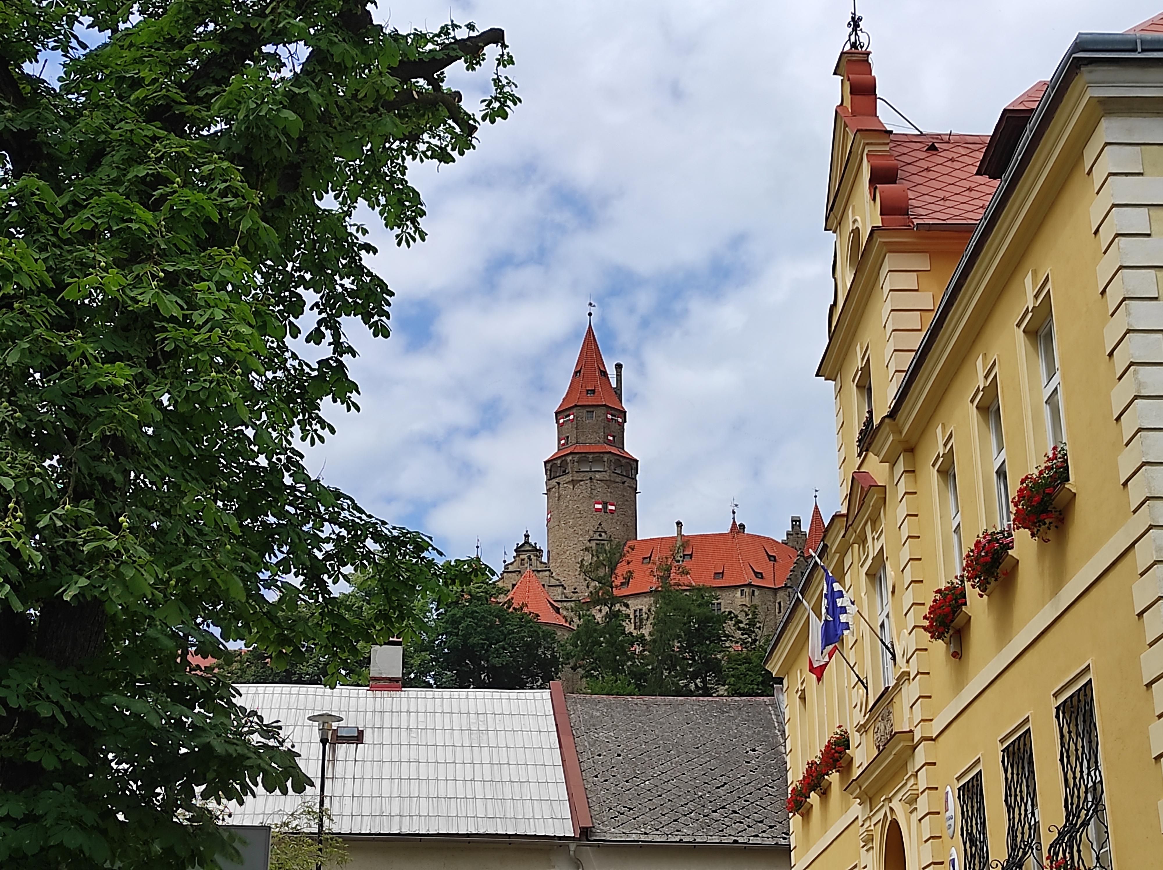 Bouzov - obecní úřad foto 5