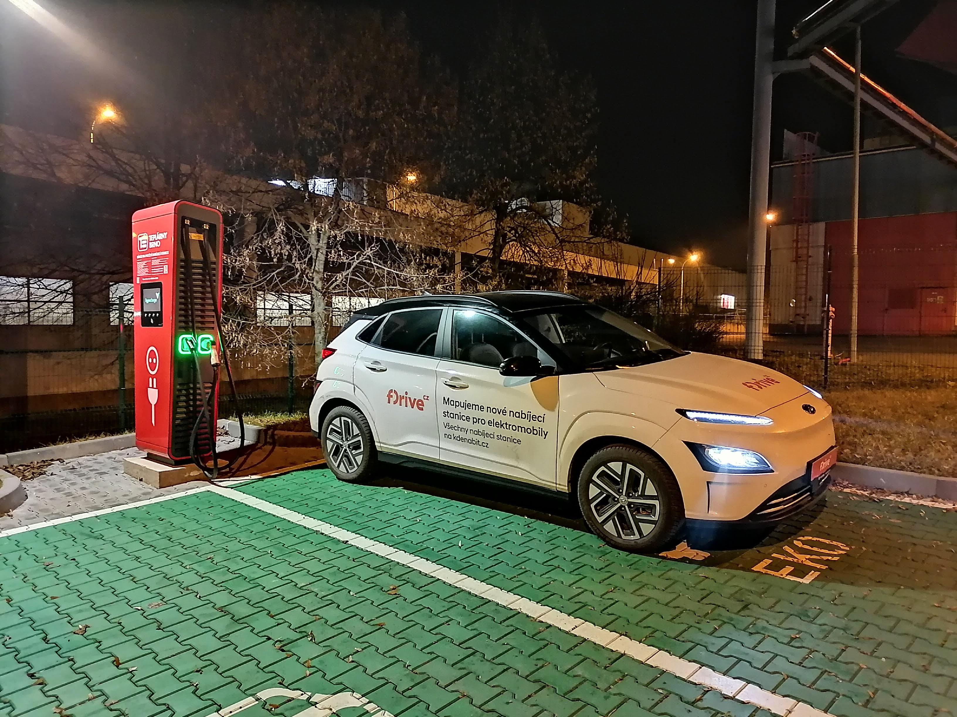 Veřejná rychlonabíjecí stanice Teplárny Brno