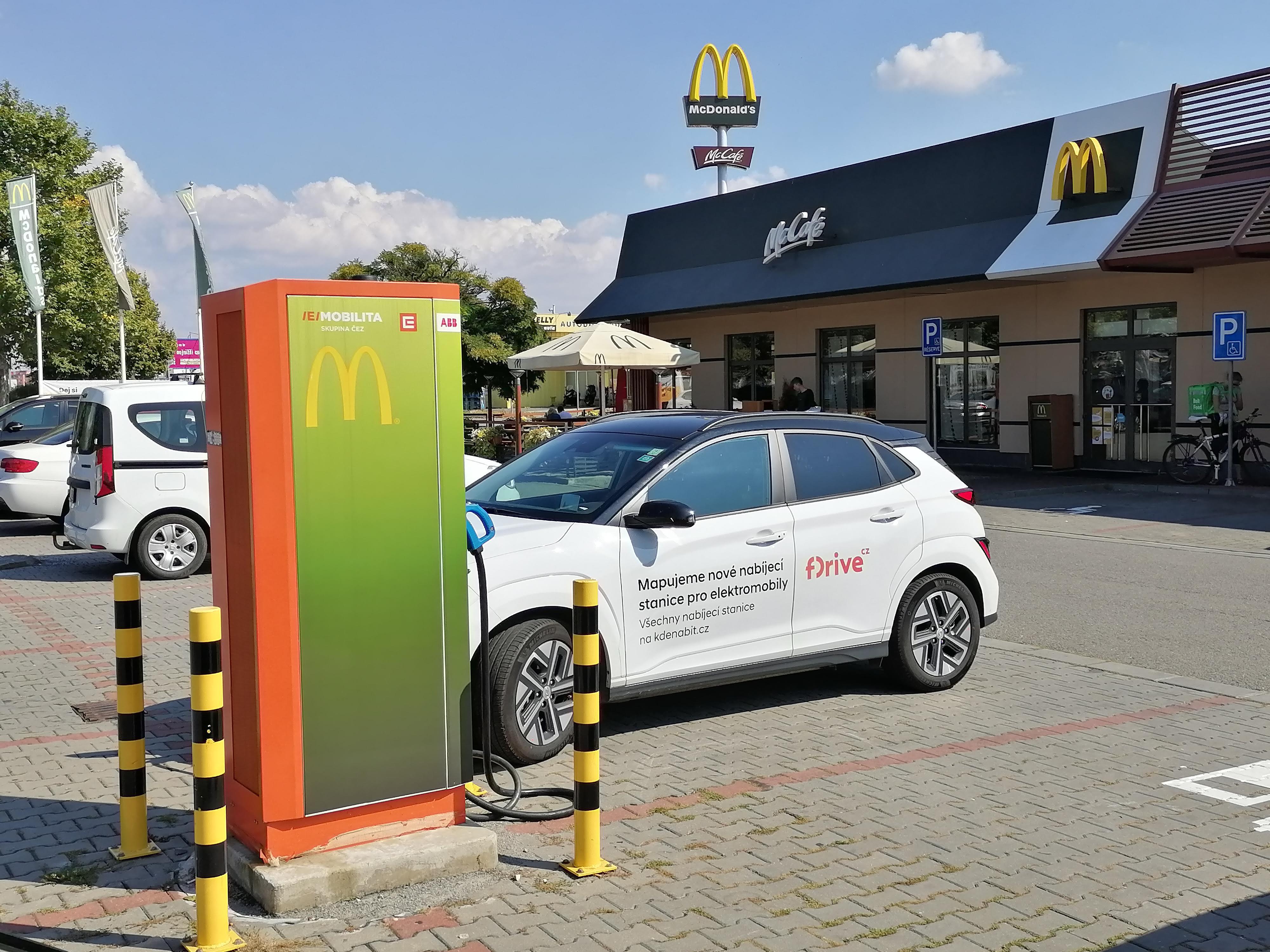 Nabíjecí stanice ČEZ