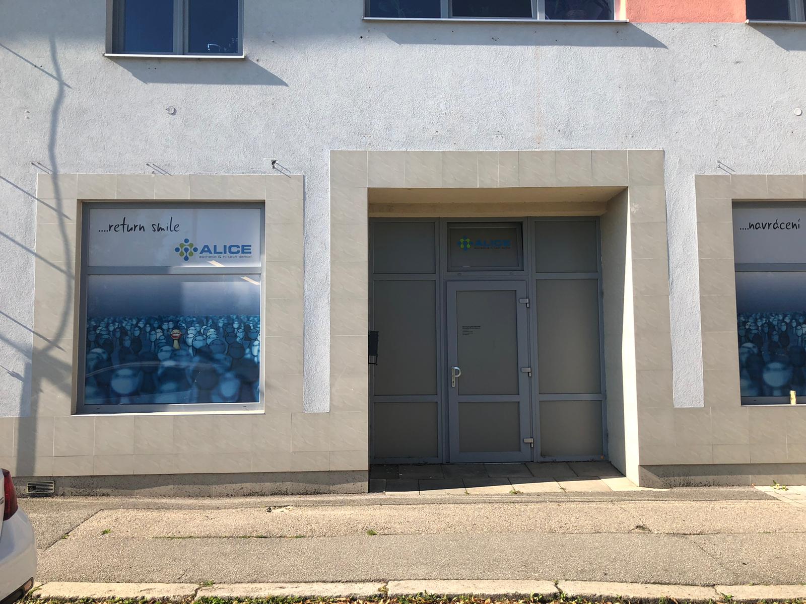 Alice esthetic & hi - tech dental s.r.o. foto 4