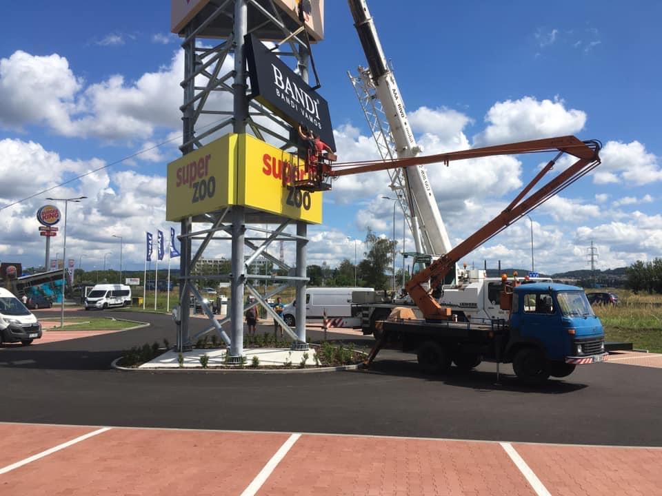 JAROSLAV - Pracovní vysokozdvižné plošiny foto 3