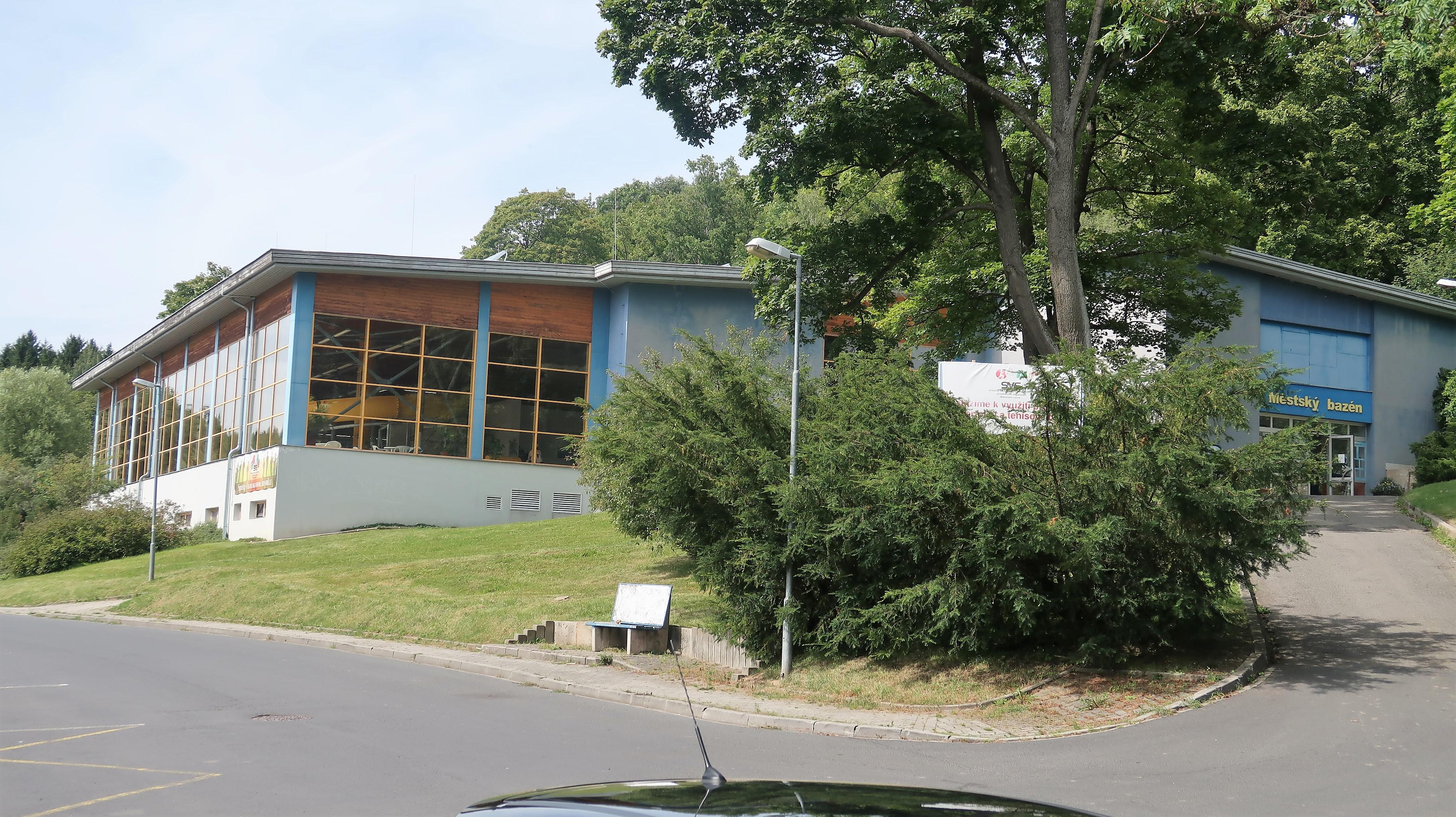 Městský plavecký bazén Mariánské Lázně foto 2