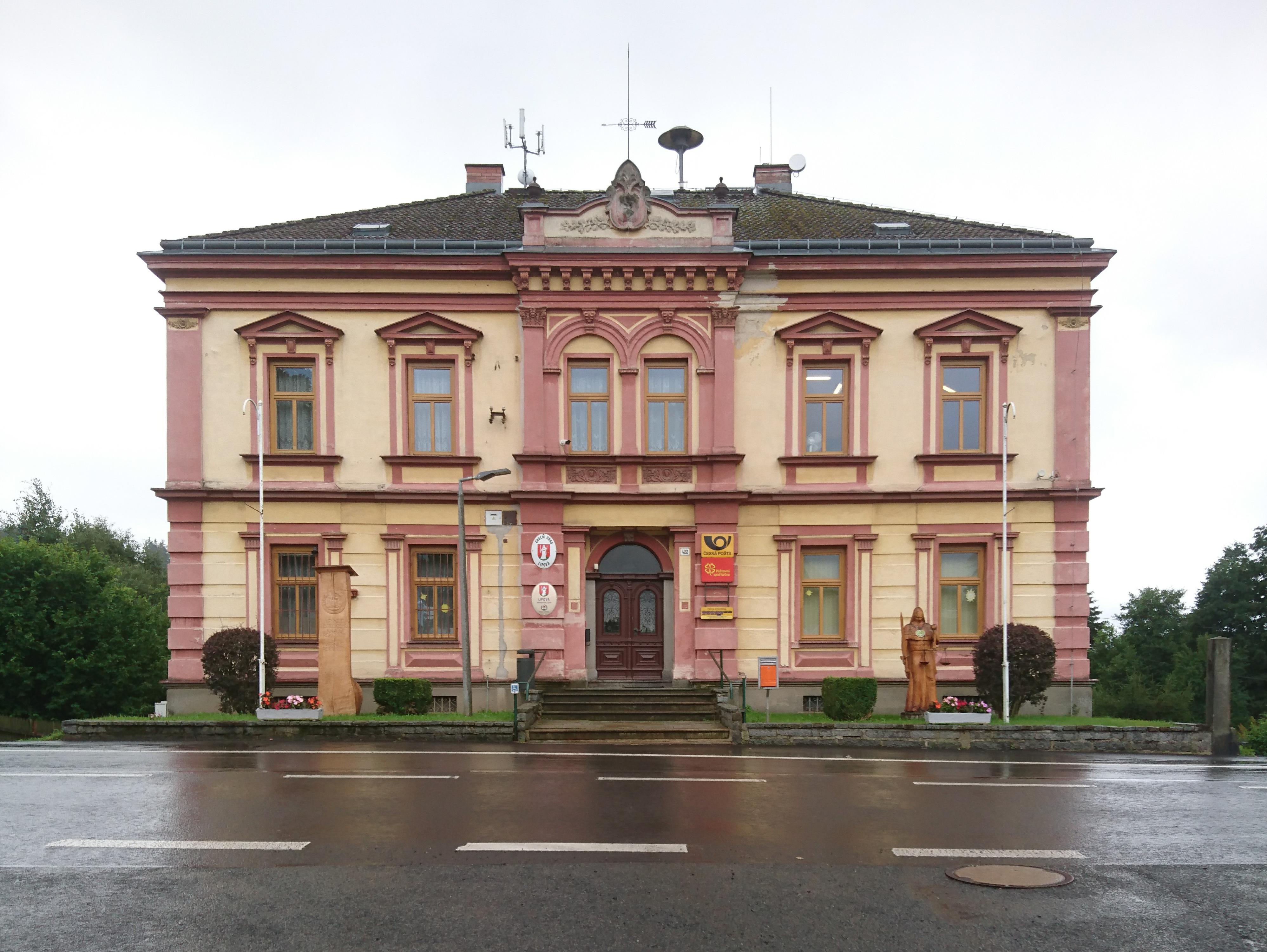 Lipová - obecní úřad foto 3