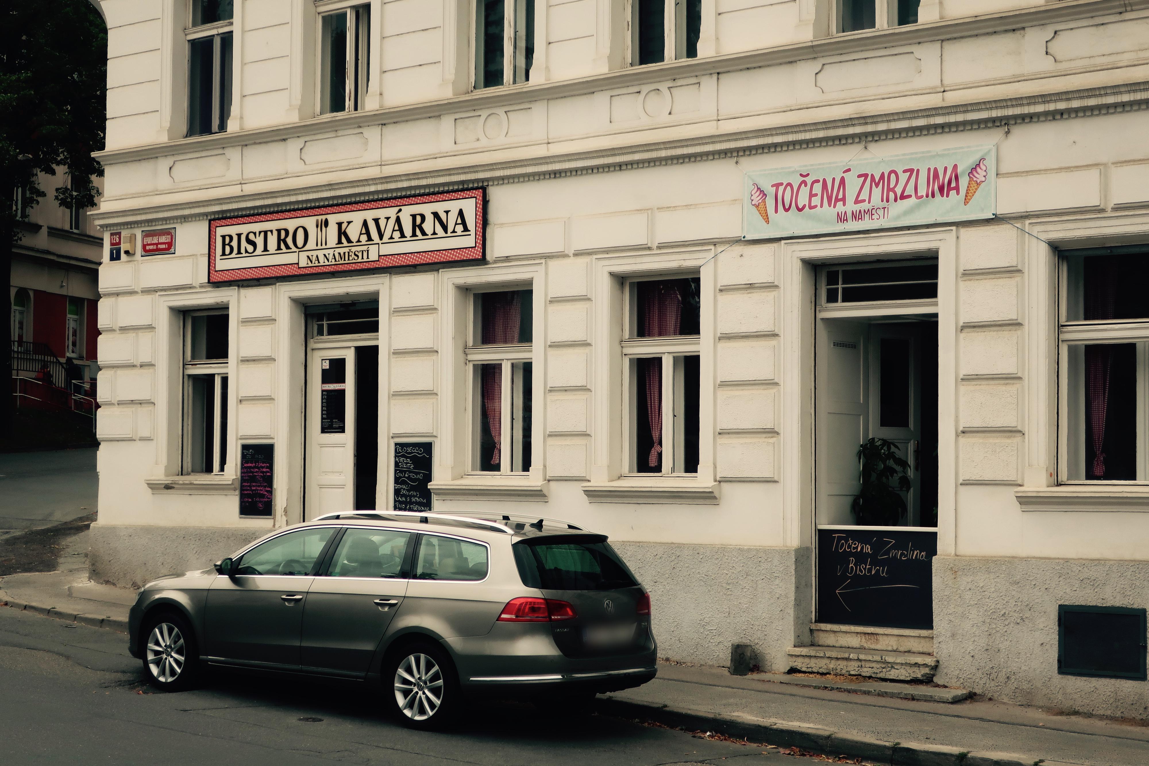 Bistro a Kavárna Na náměstí foto 1