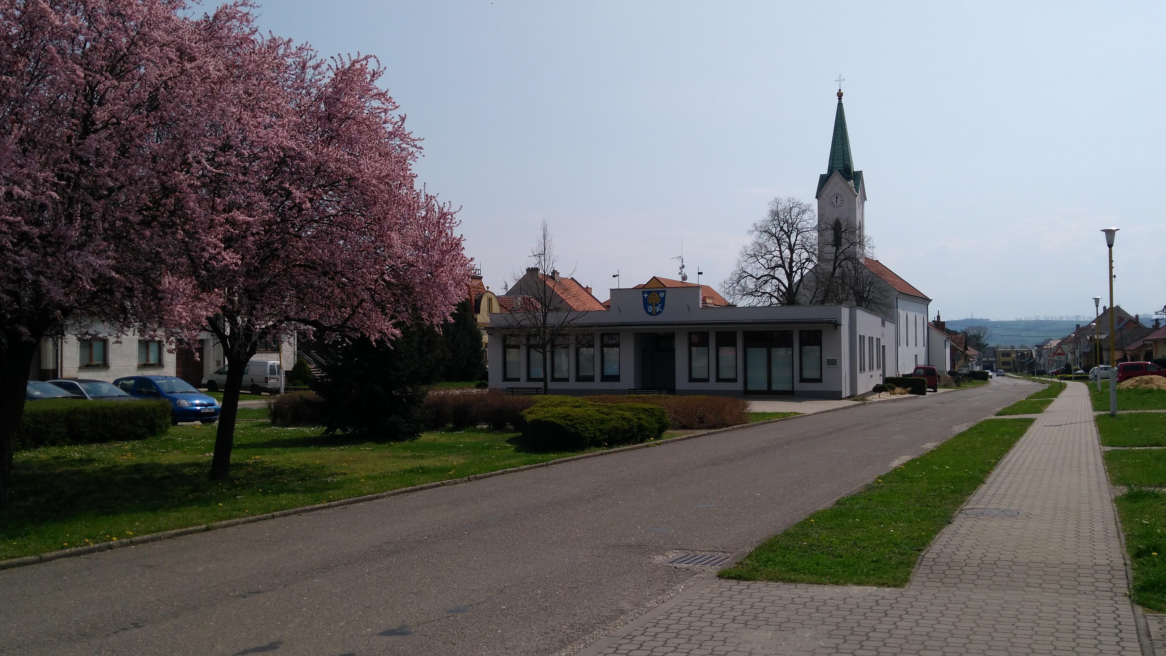 Huštěnovice - obecní úřad foto 4