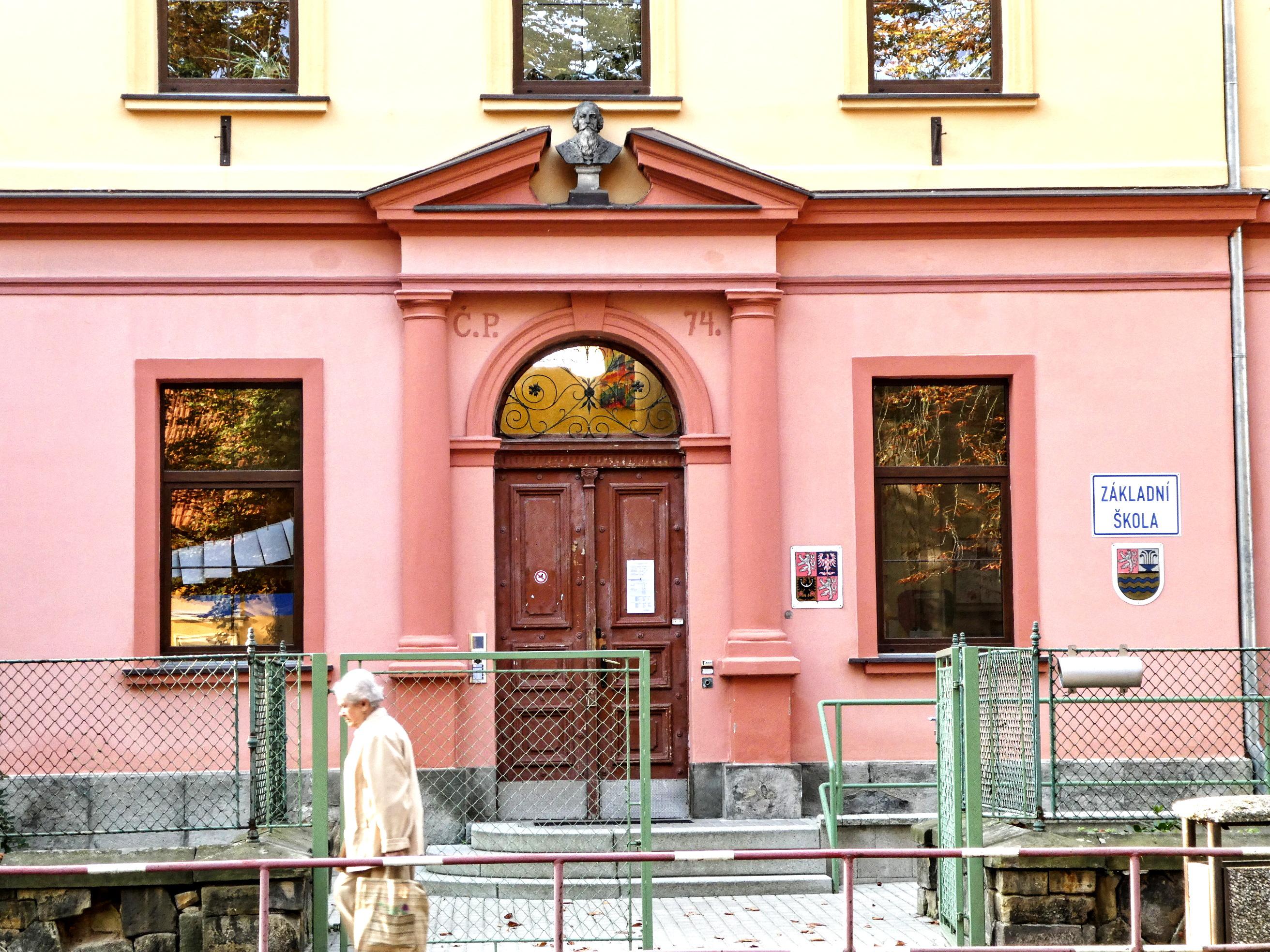 ZŠ a MŠ Lázně Toušeň foto 3