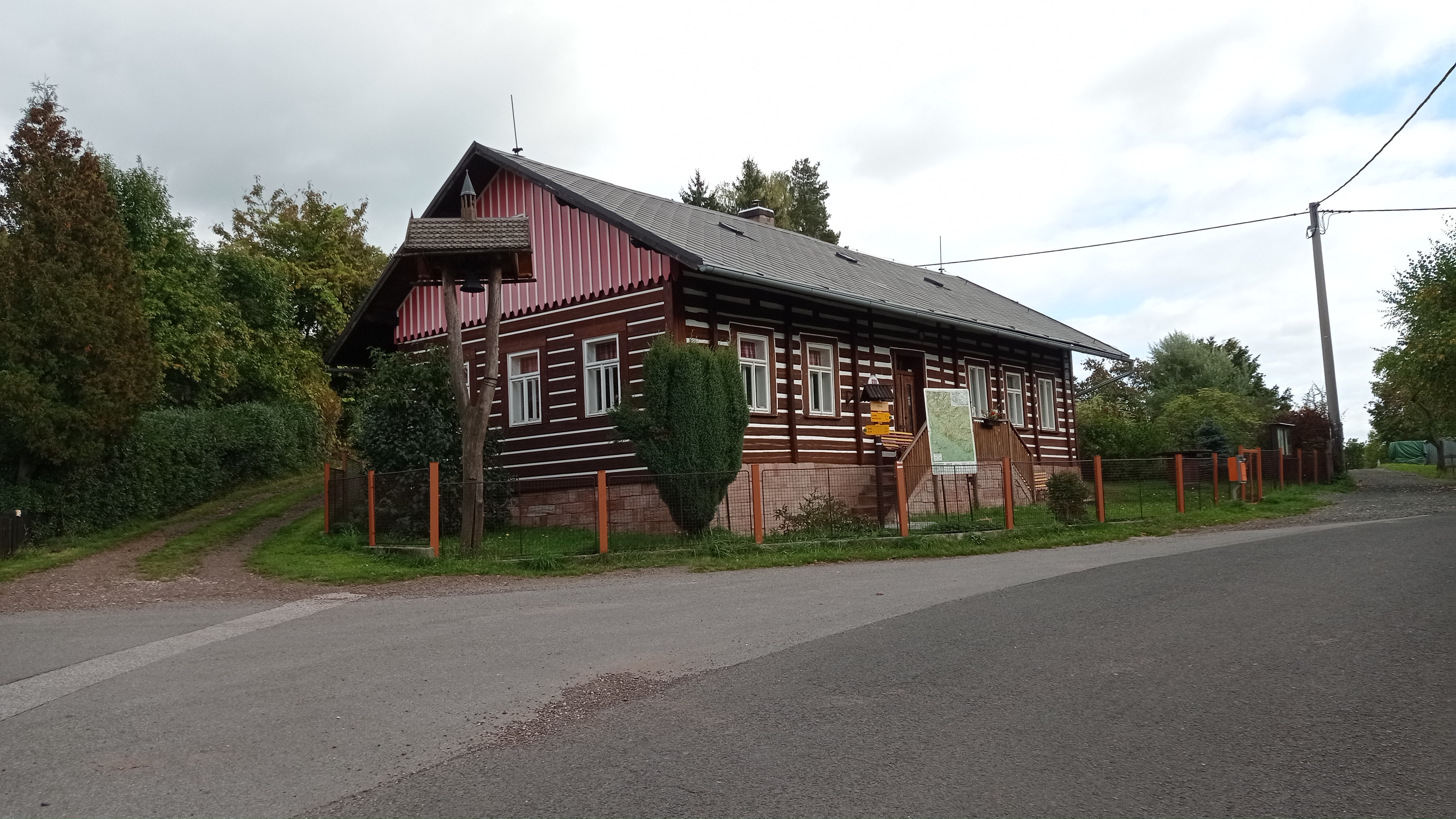 Kyje - obecní úřad foto 5