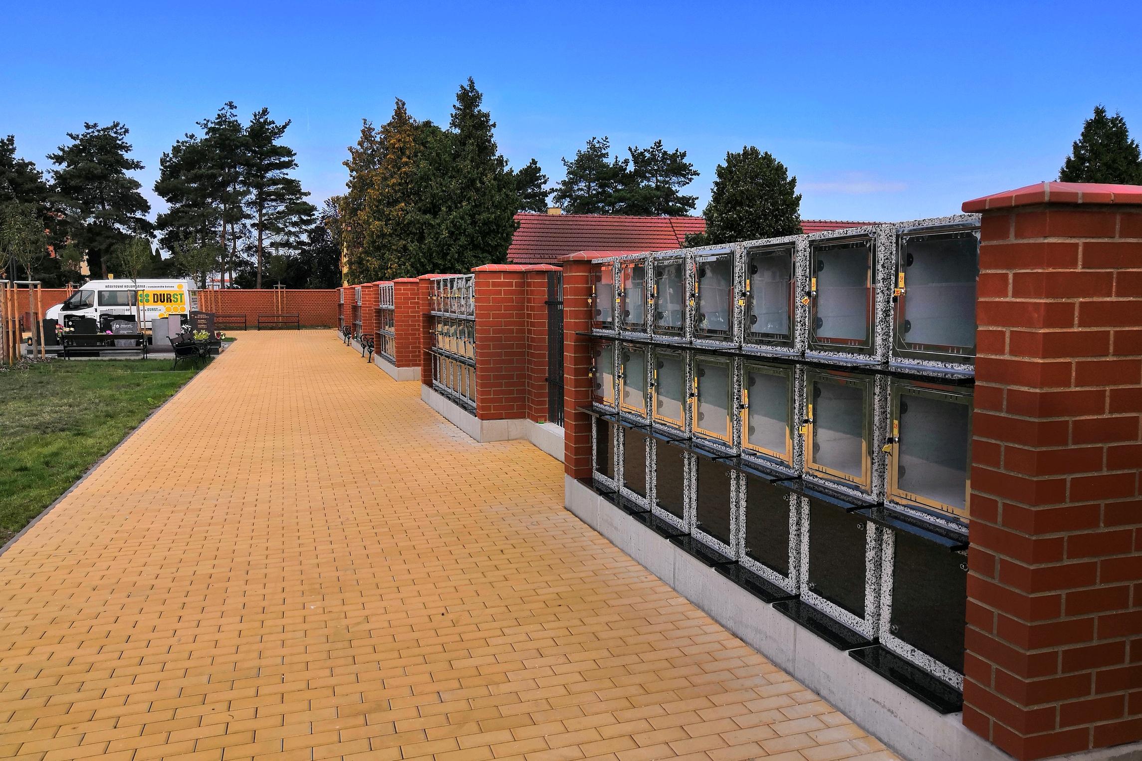 DURST s.r.o. - výroba kolumbárií a zahradní architektury