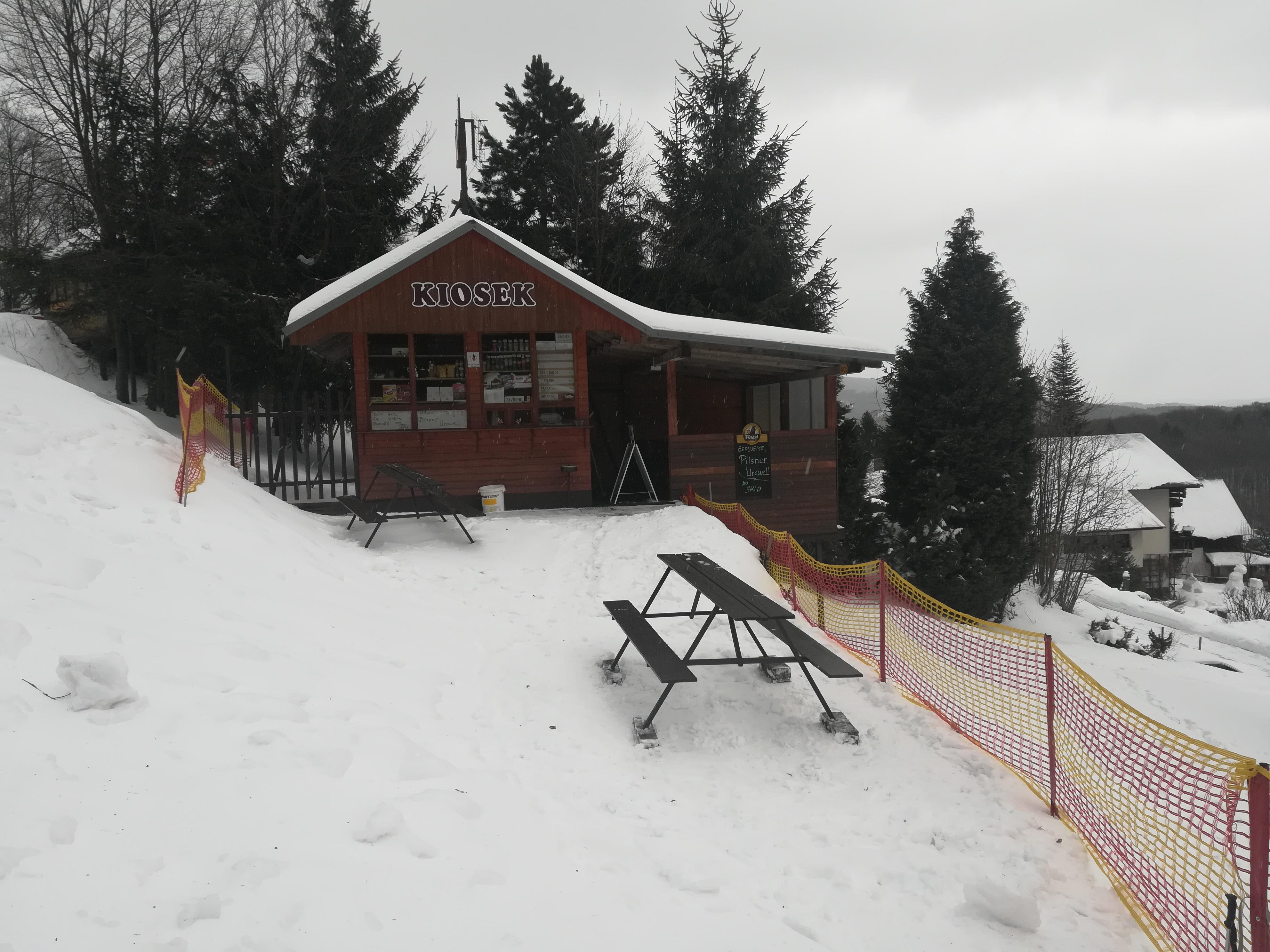 Kiosek Lyžařská 	280 foto 3