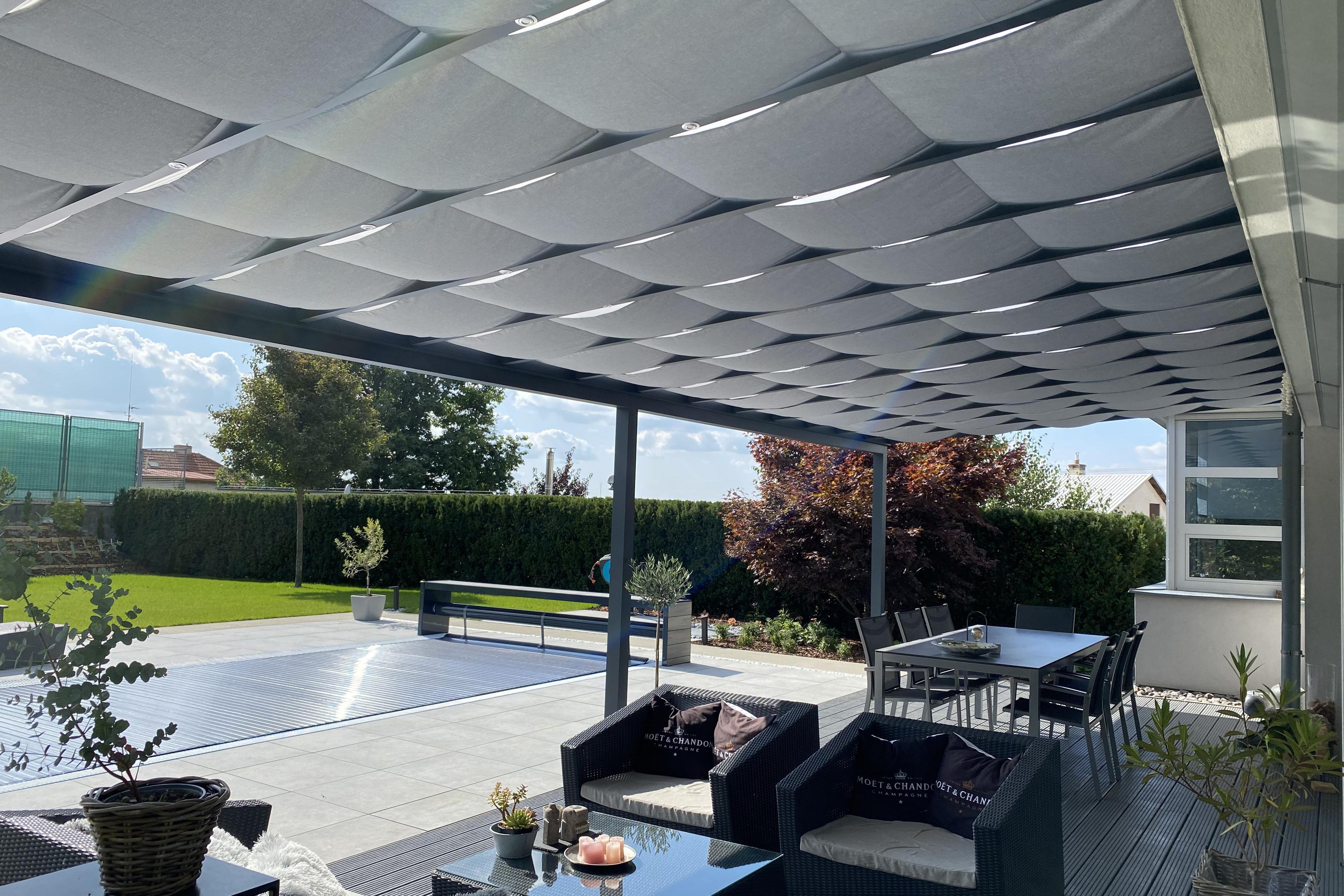 Stínění na pergoly