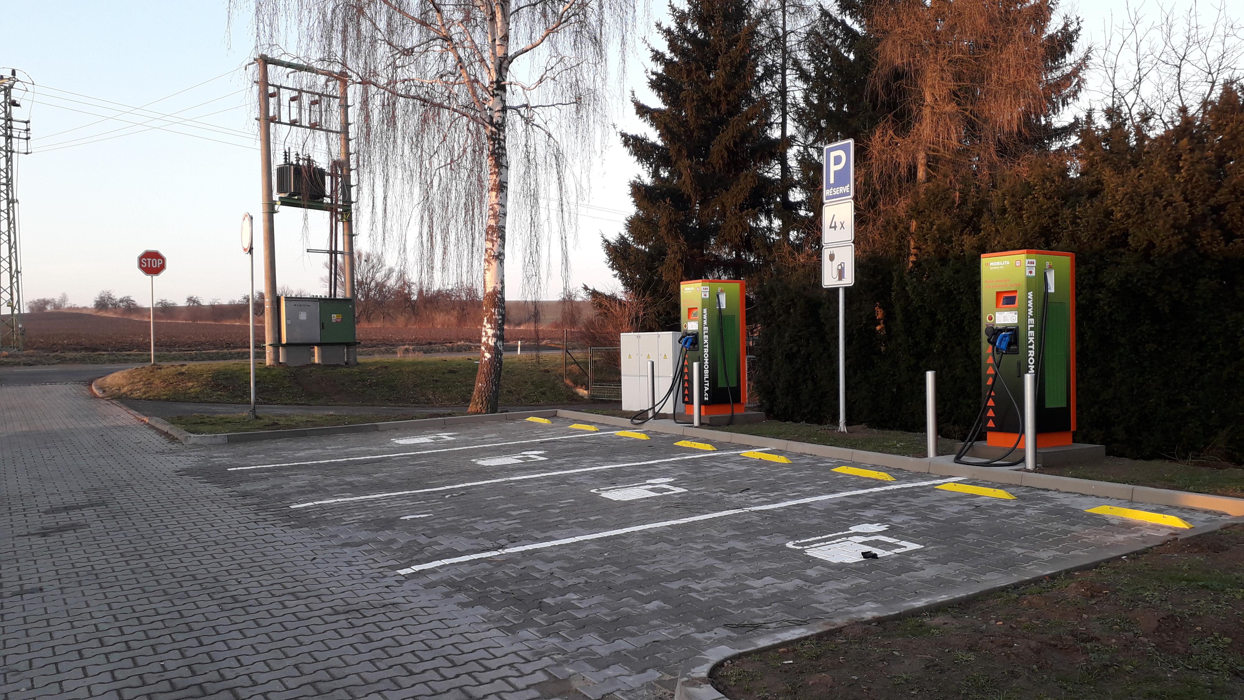 Nabíjecí stanice ČEZ