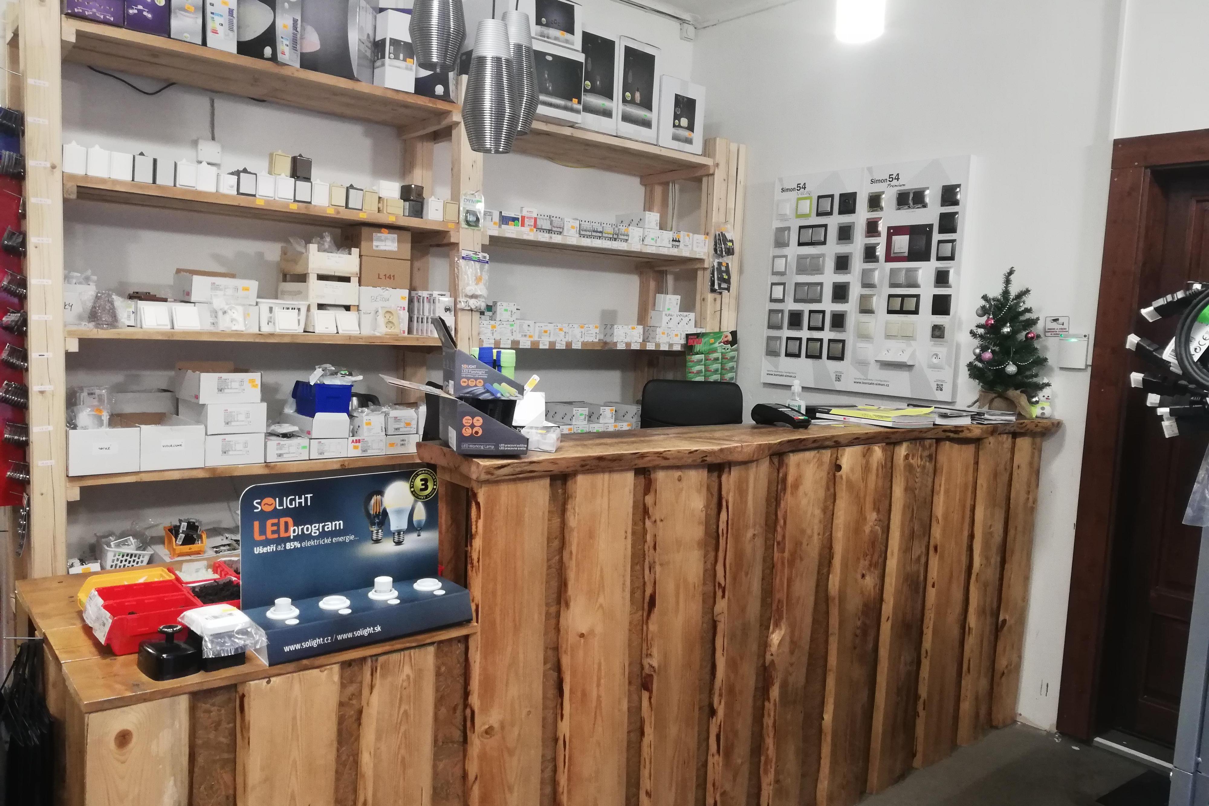 Elektromateriál a elektroinstalace Tanvald