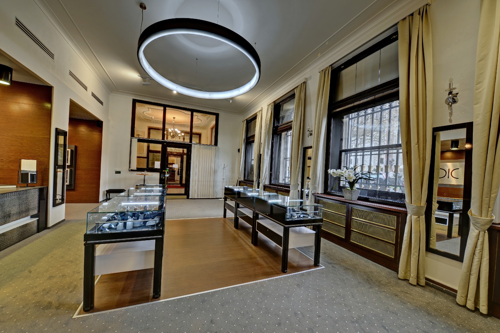 D.I.C. MANUFACTURING SE foto 3