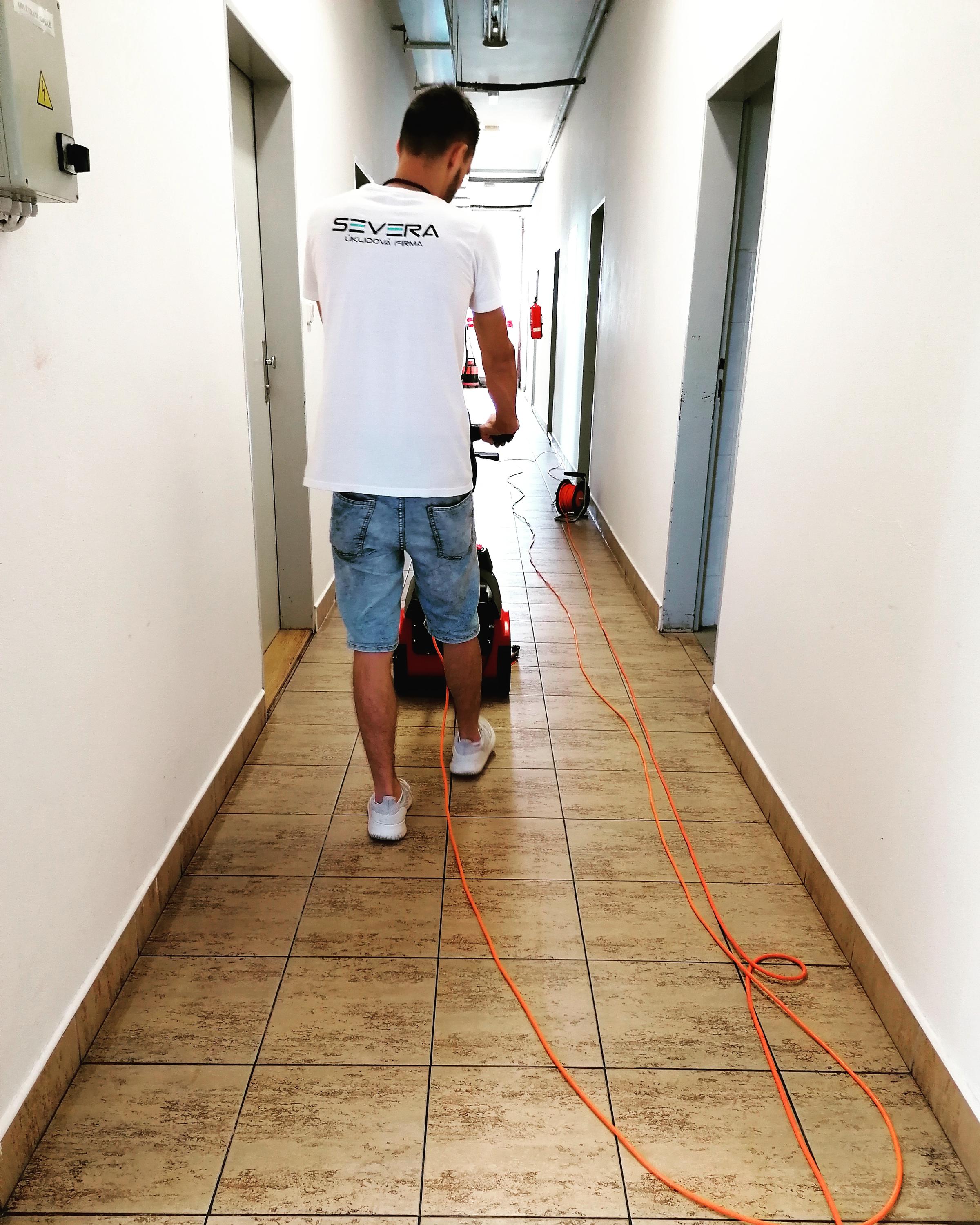 Severa úklidová firma foto 2