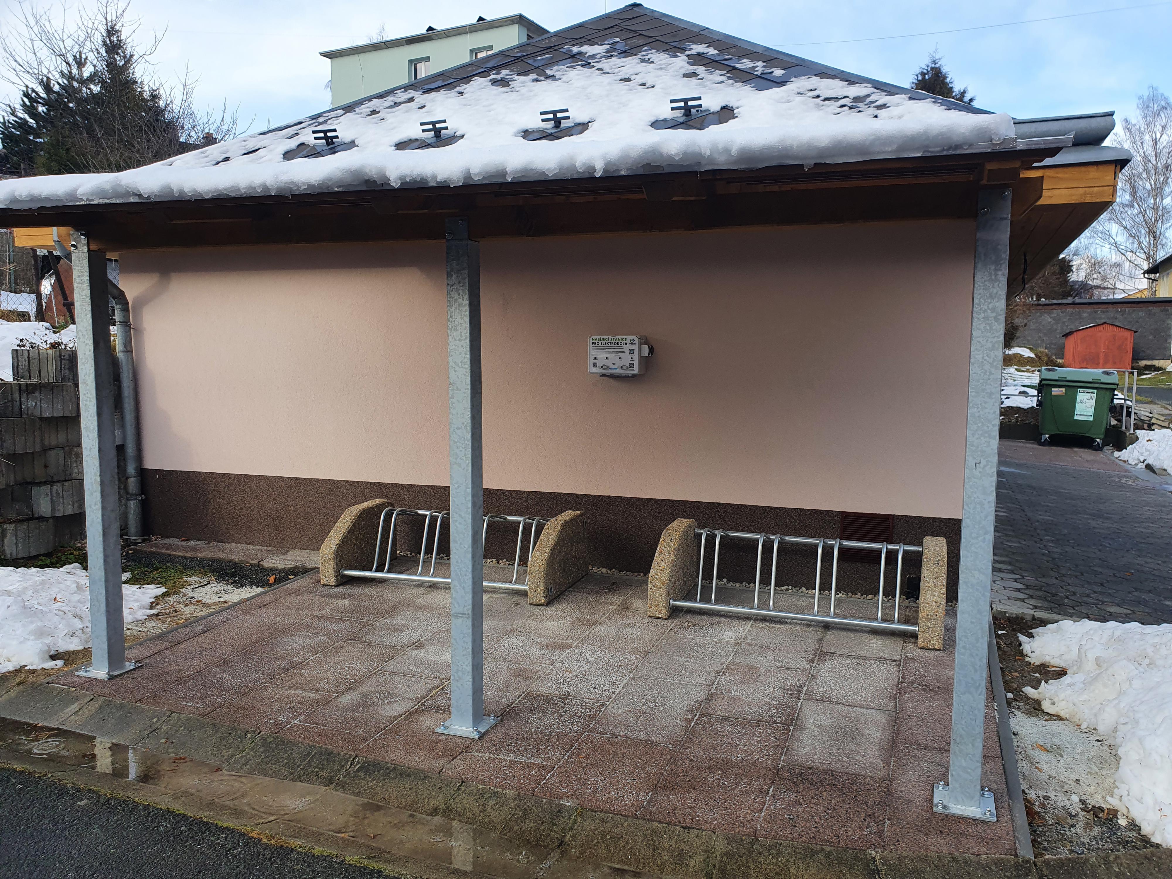 Nabíjecí stanice Městský úřad Vrbno pod Pradědem foto 2