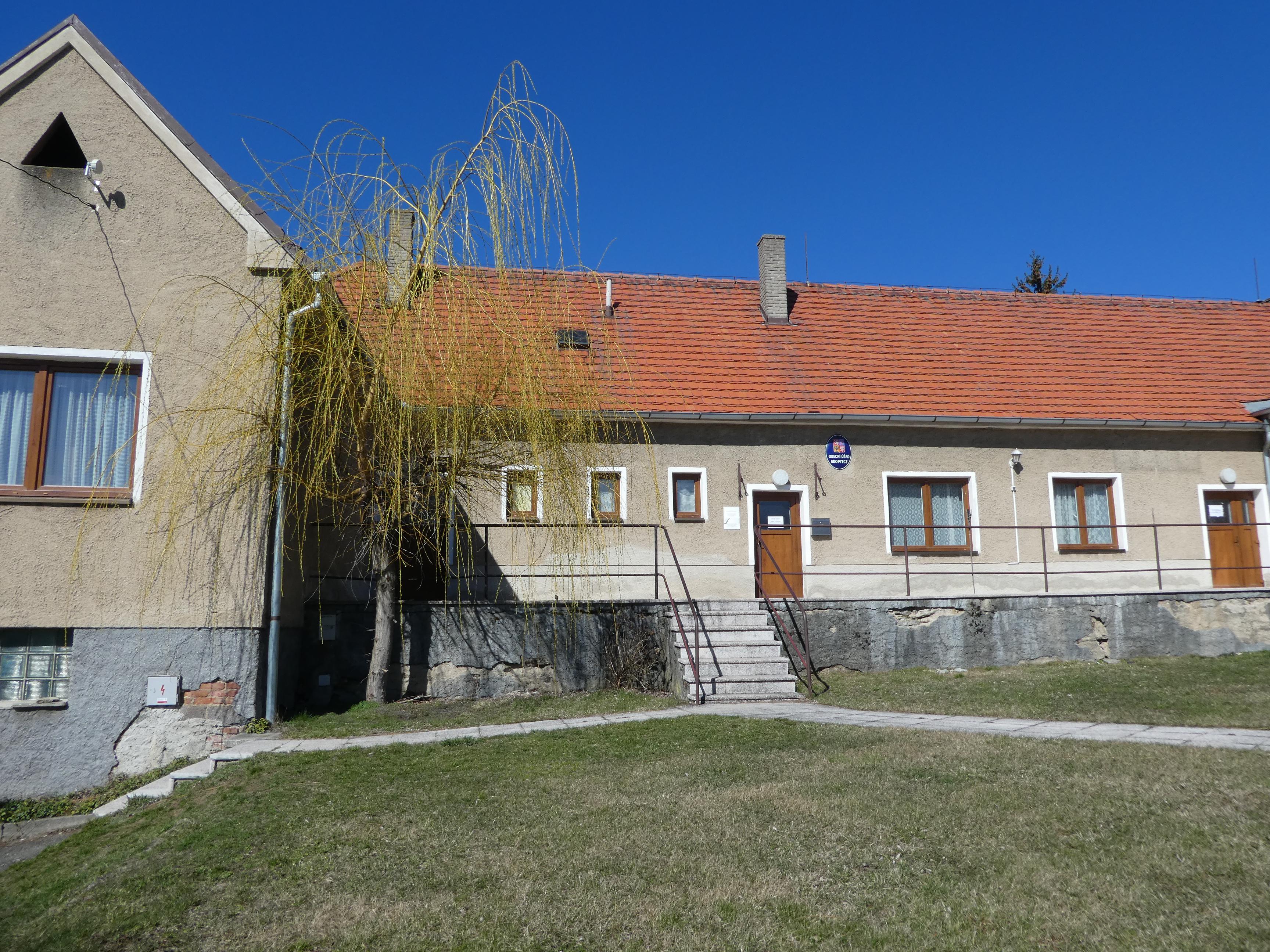 Skopytce - obecní úřad foto 2