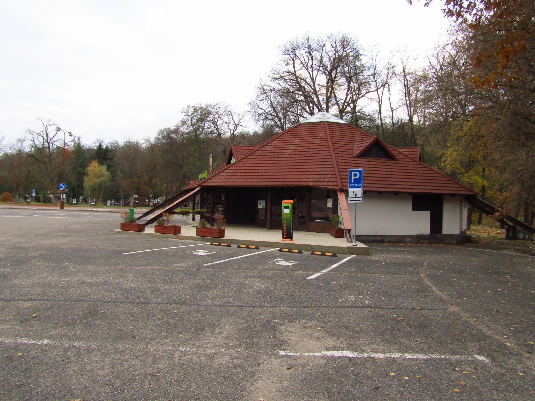 Nabíjecí stanice ČEZ foto 2