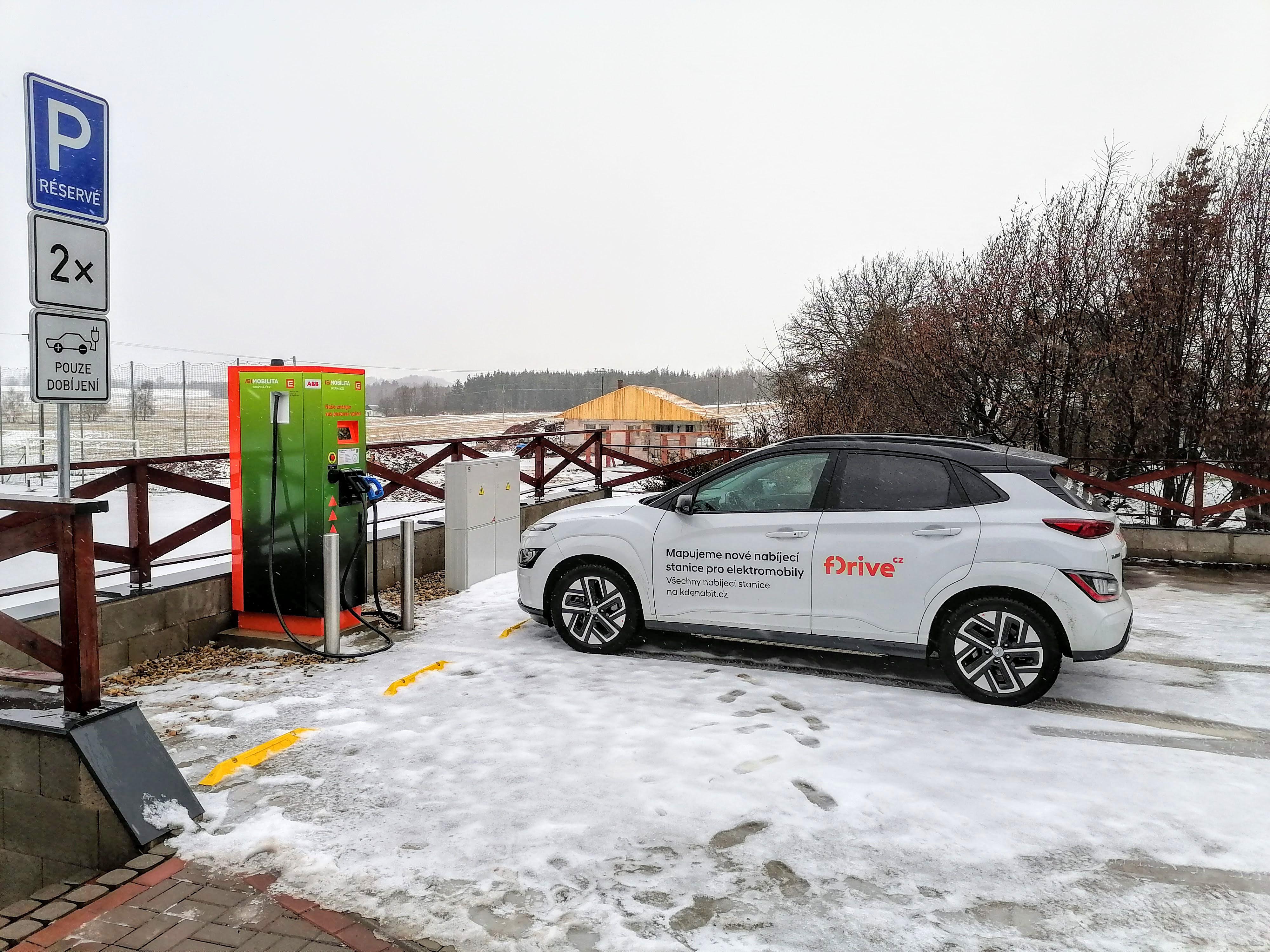 Nabíjecí stanice ČEZ