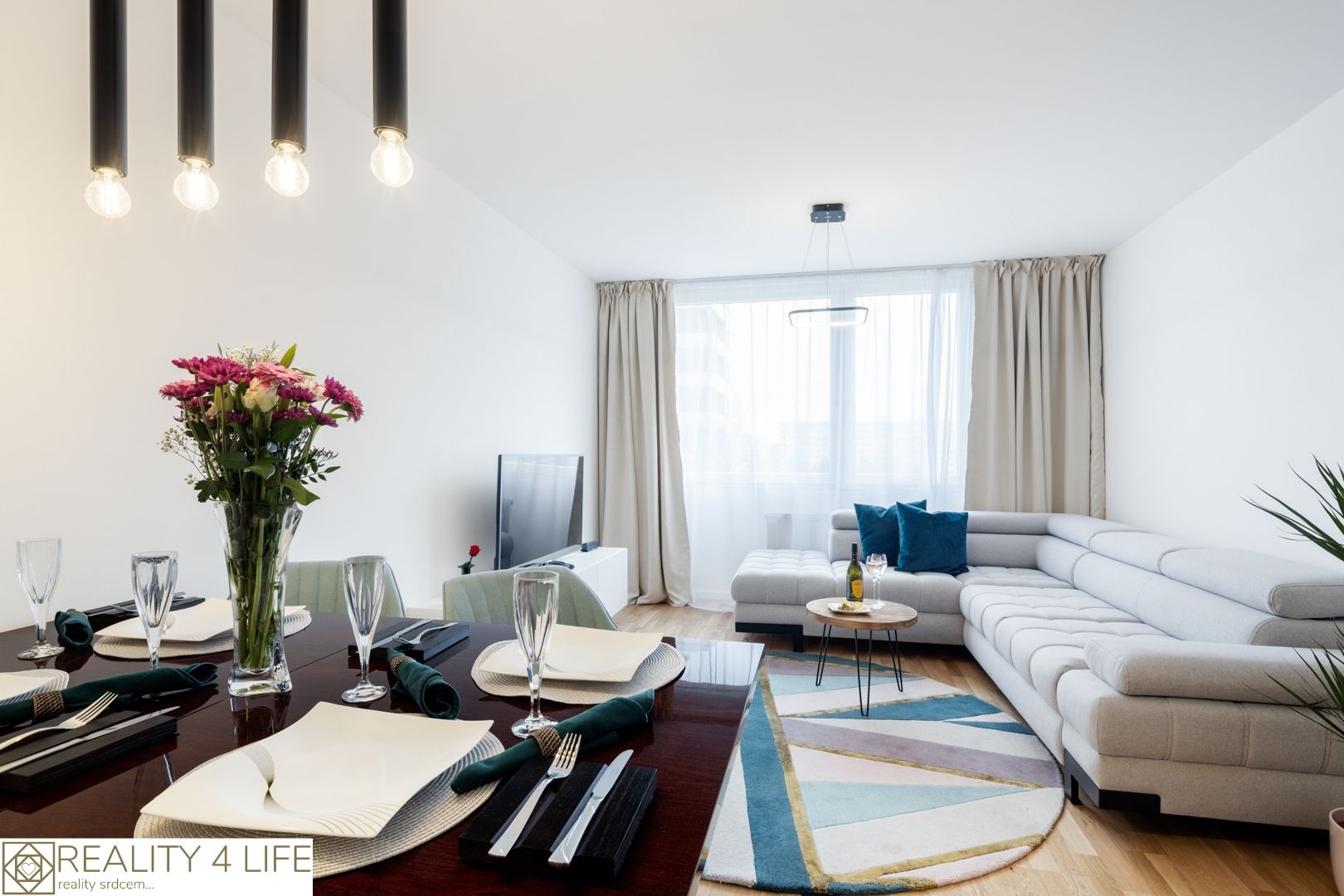 REALITY 4 LIFE foto 4