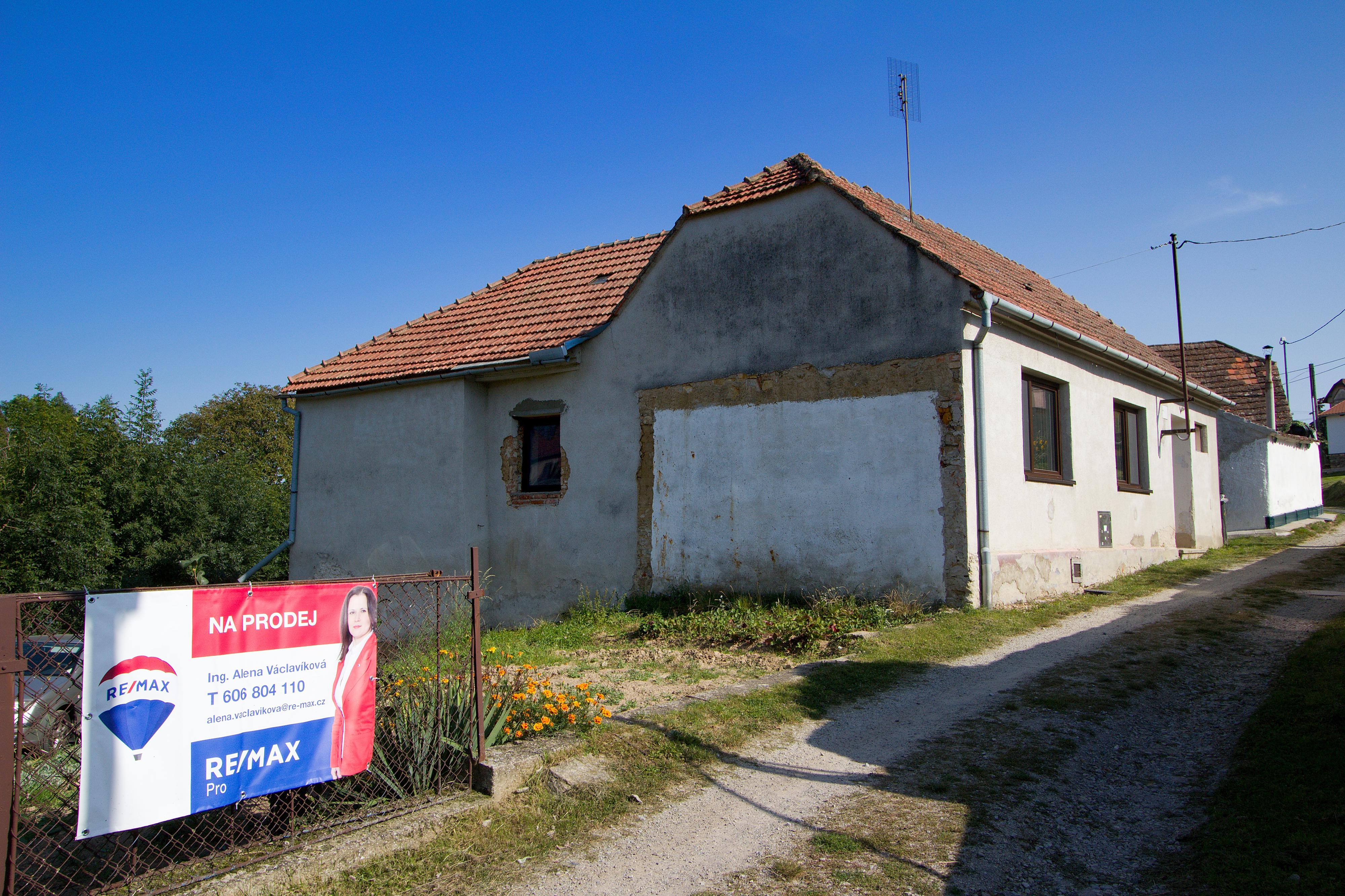 Ing. Alena Václavíková - RE/MAX Pro foto 5