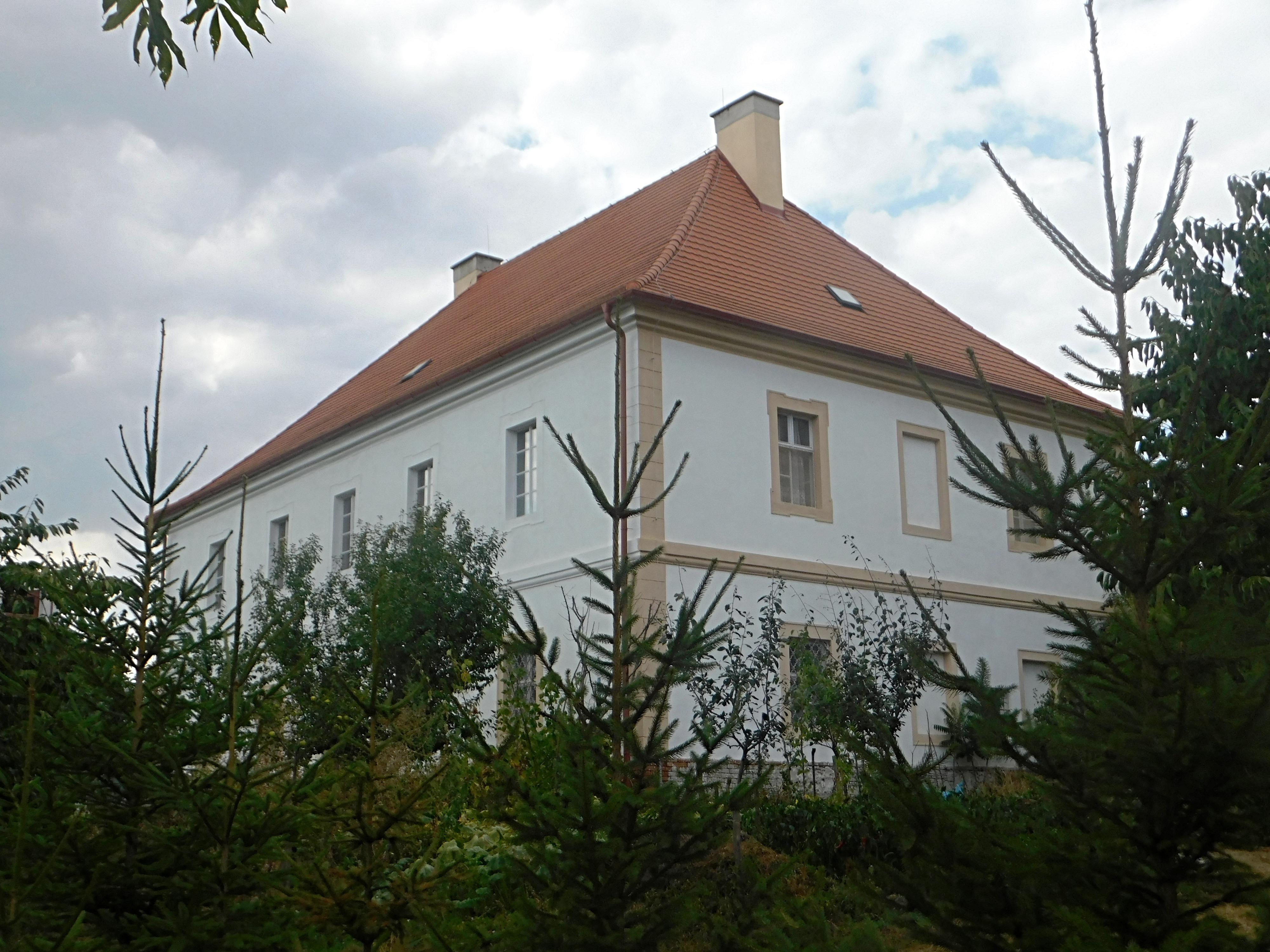 Římskokatolická farnost Sezemice foto 4