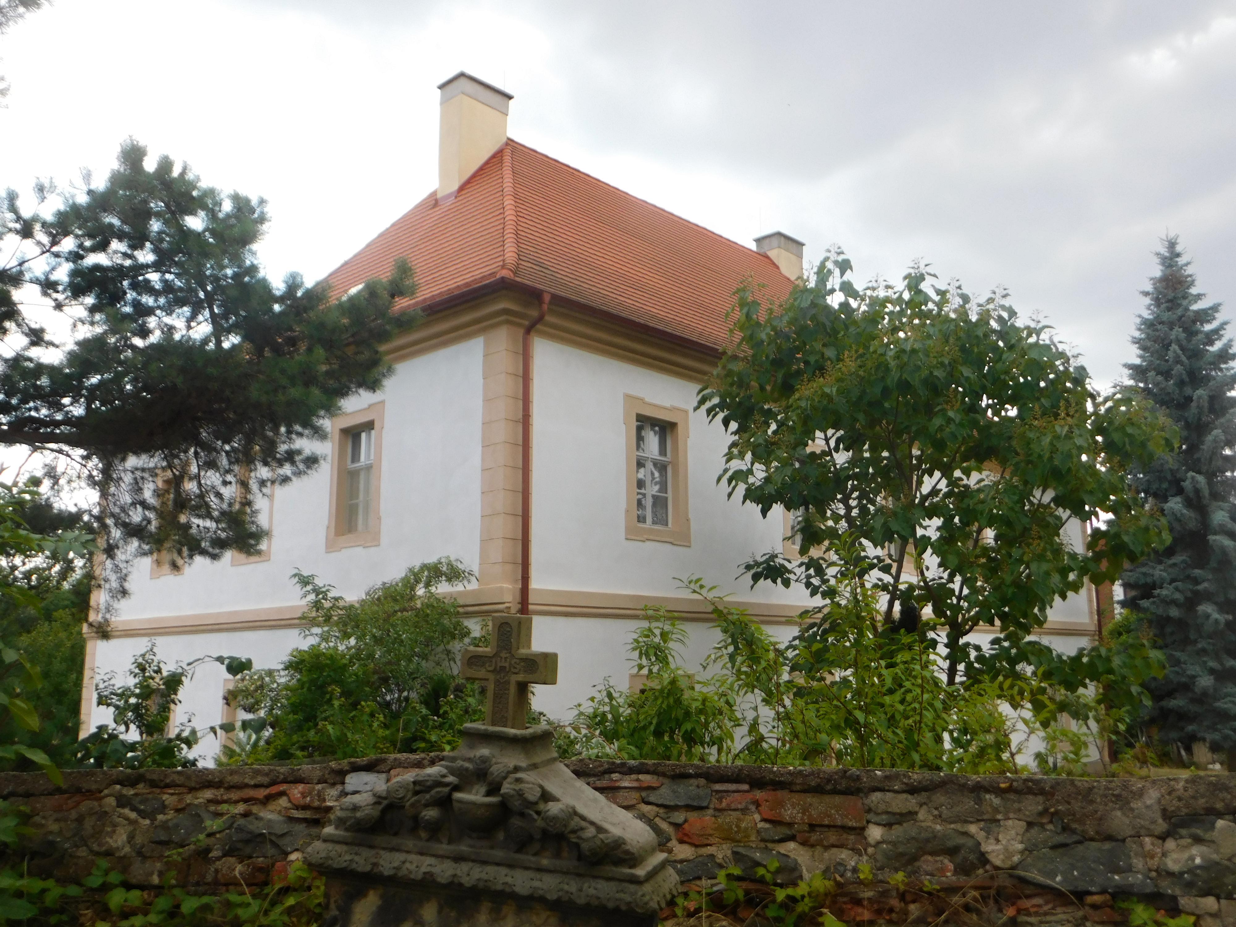 Římskokatolická farnost Sezemice foto 3