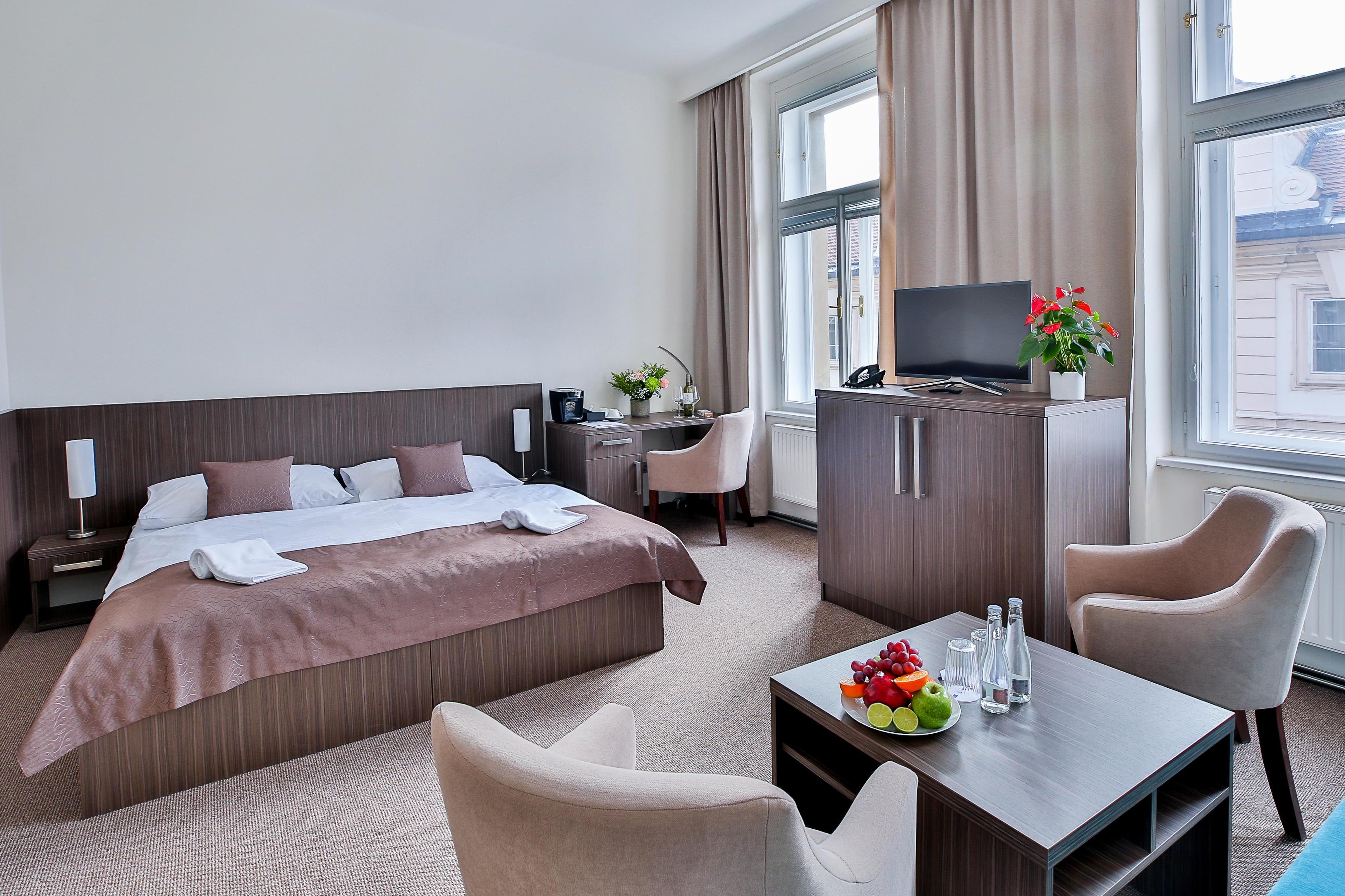 Apartments Embassy by LH