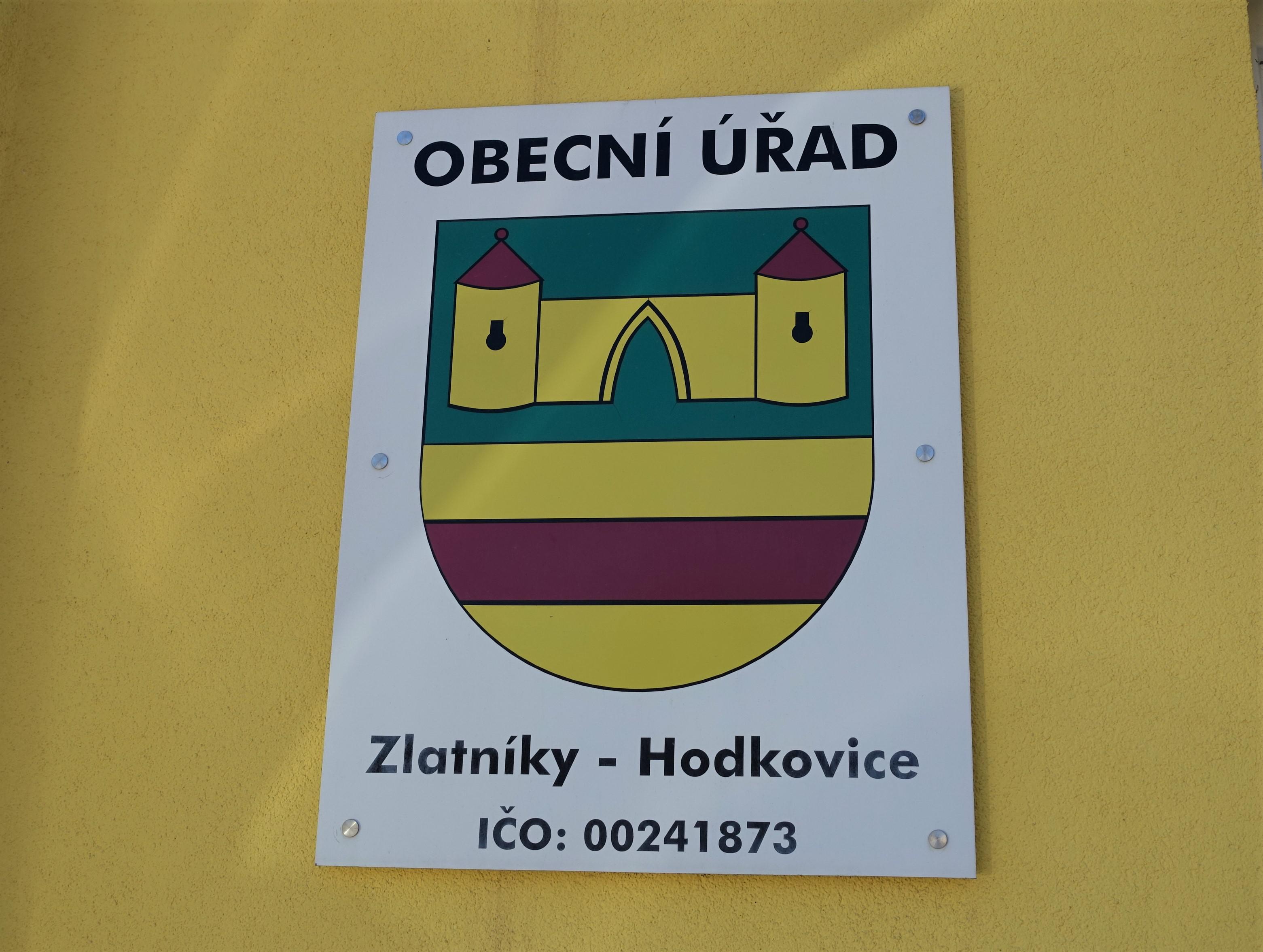 Zlatníky-Hodkovice - obecní úřad foto 2