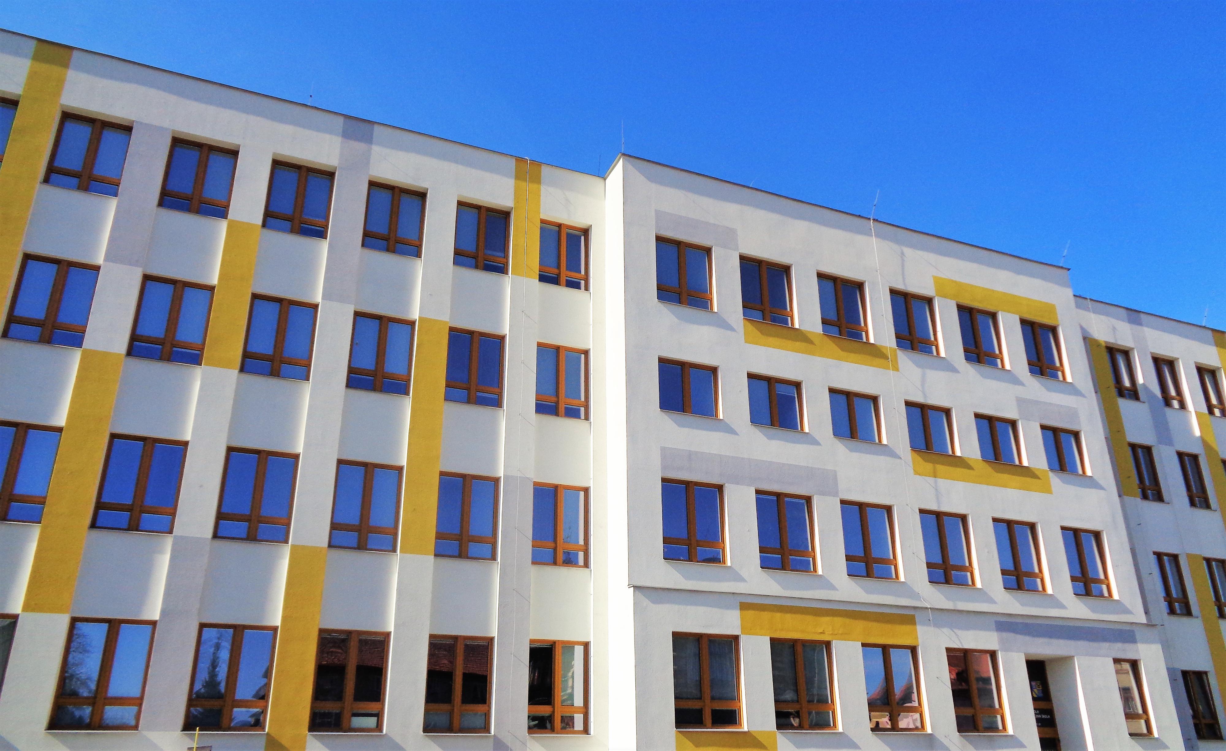 Vyšší odborná škola a Střední průmyslová škola, Šumperk, Gen. Krátkého 1 foto 2