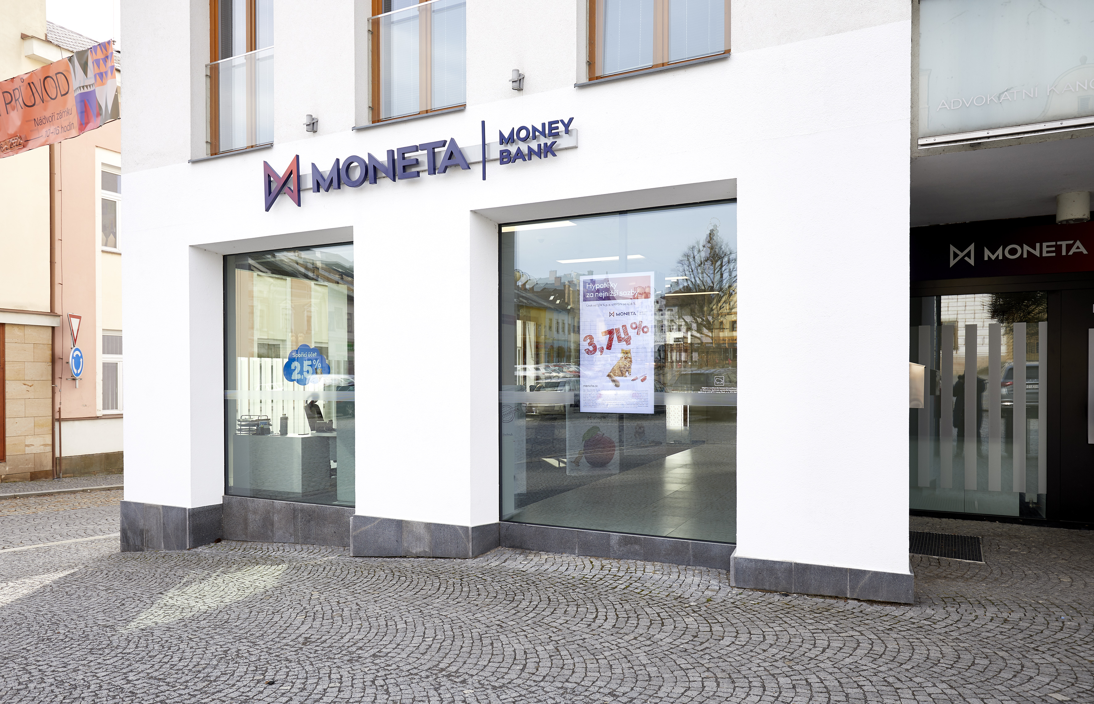 MONETA Money Bank foto 4