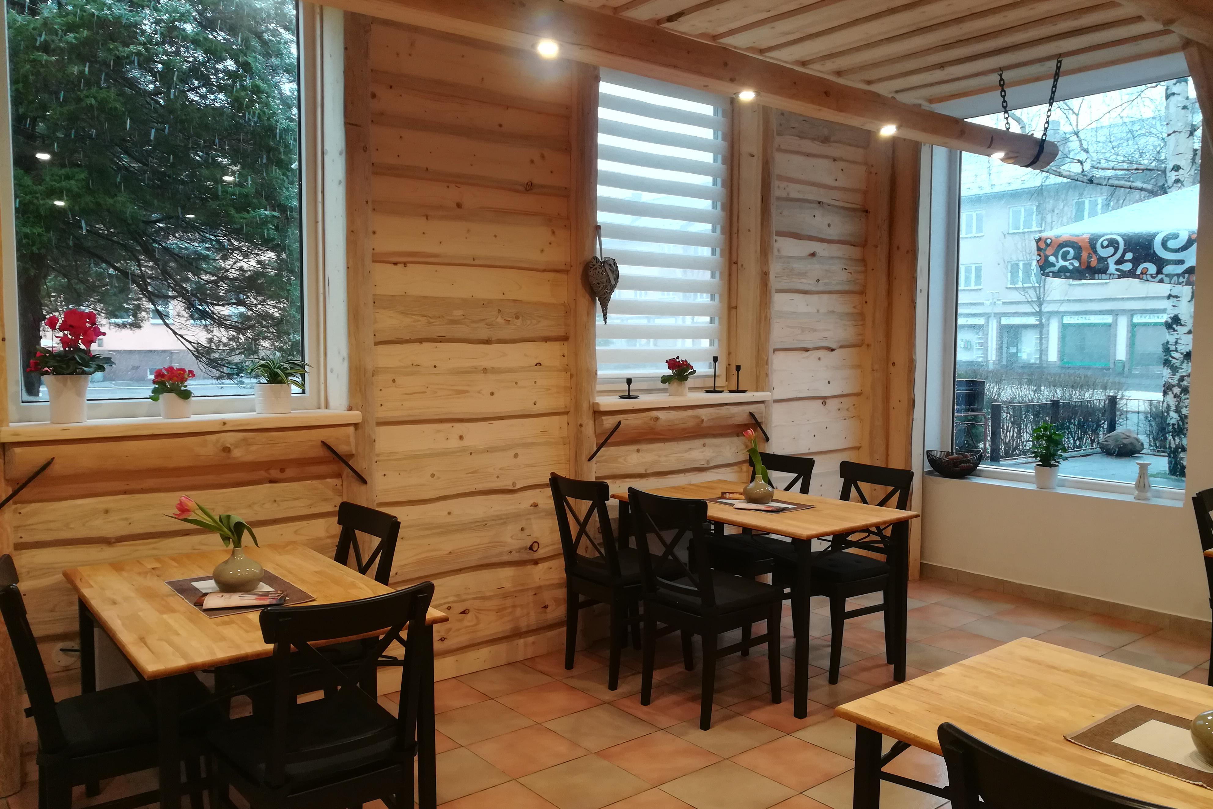 Café bar & restaurant Bella