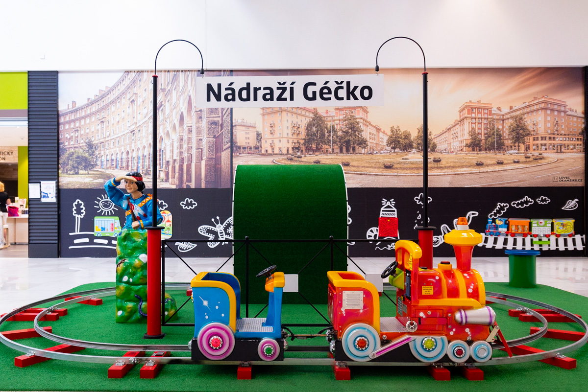 Nákupní centrum Géčko foto 3