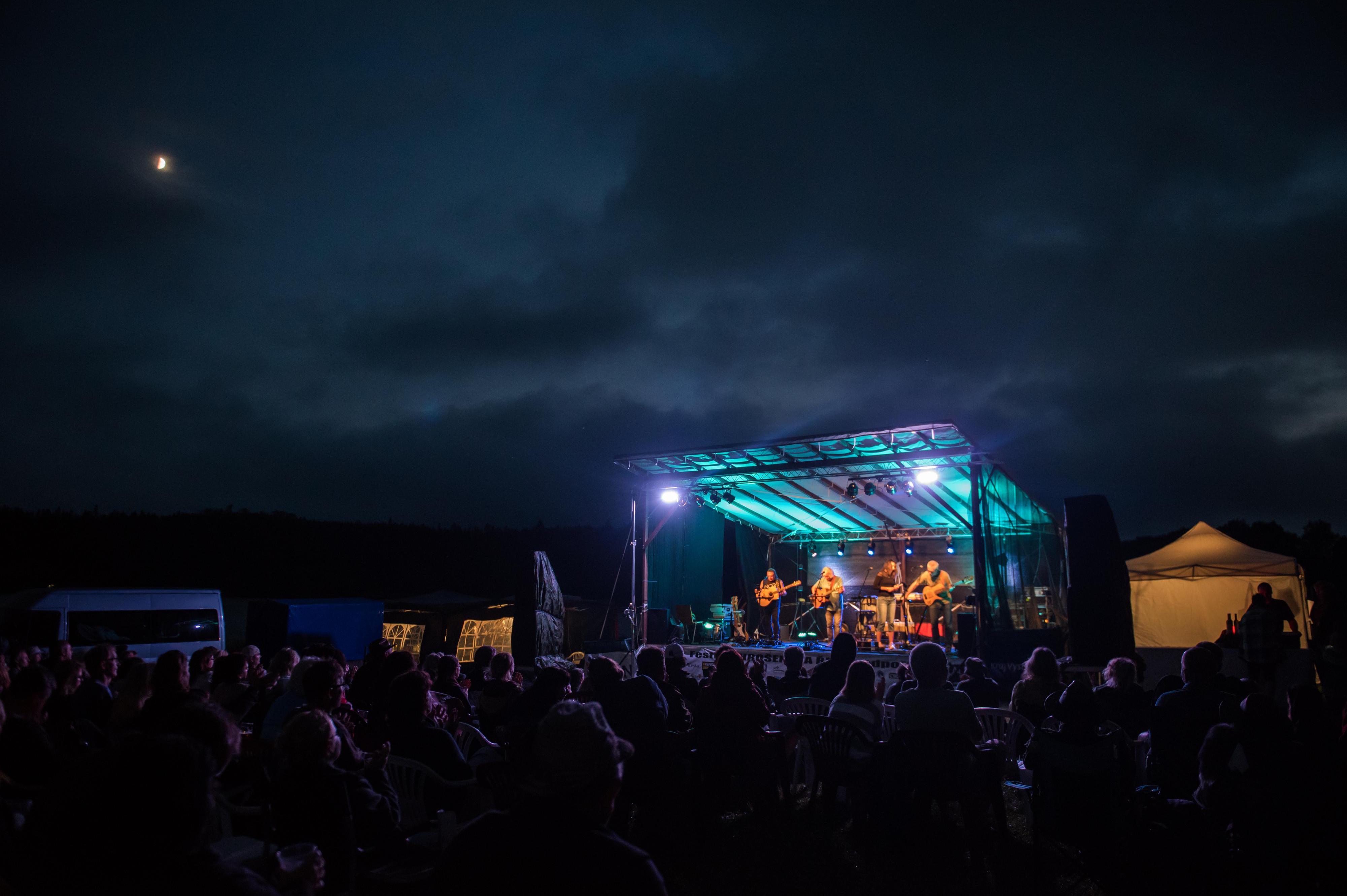 Hudební festival HROŠENÍ NA ŘECE