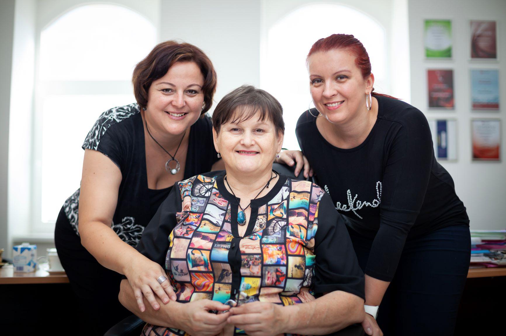 Vláčilová_Brůžová_finanční kancelář