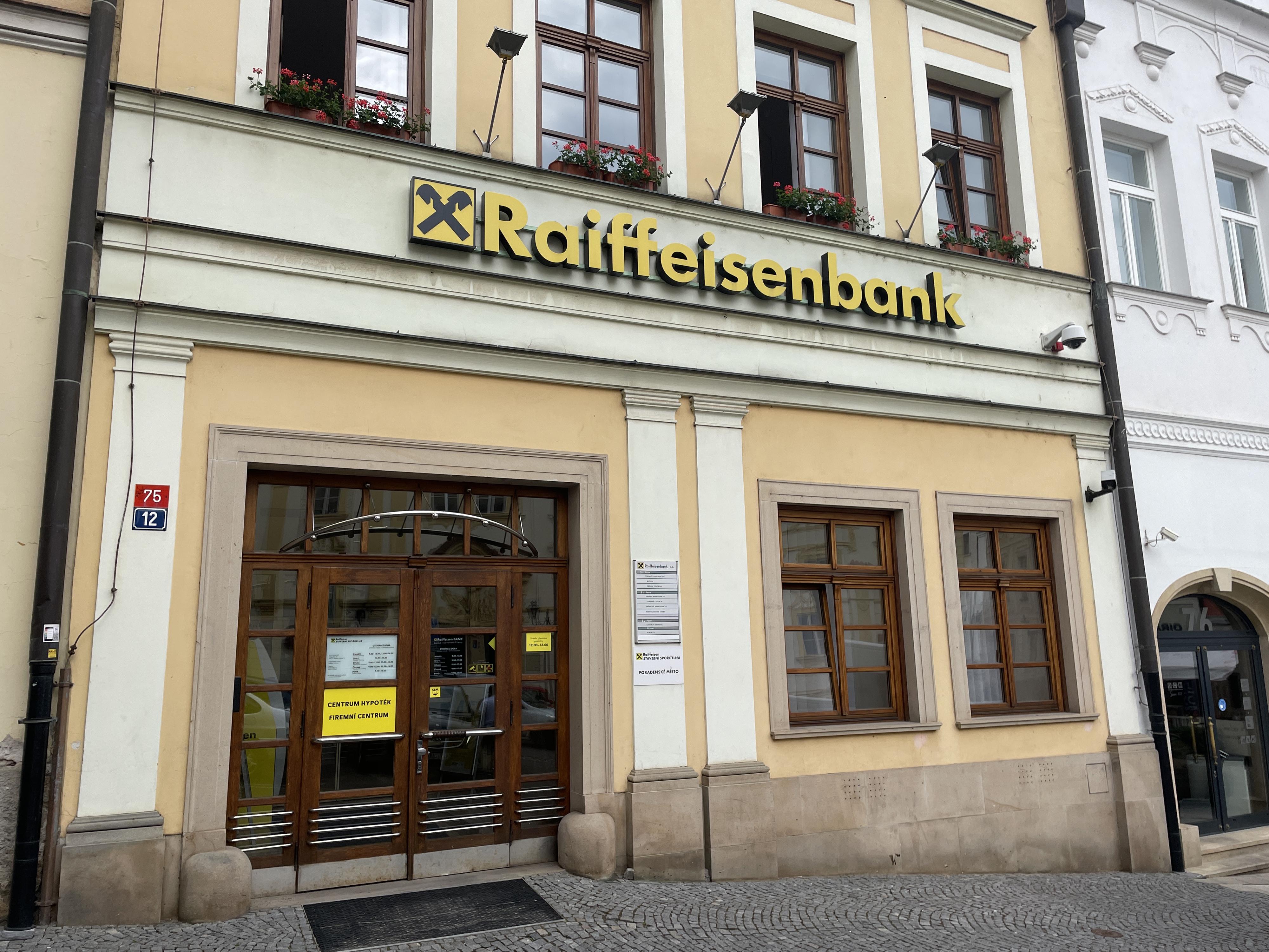 Raiffeisenbank - bankomat