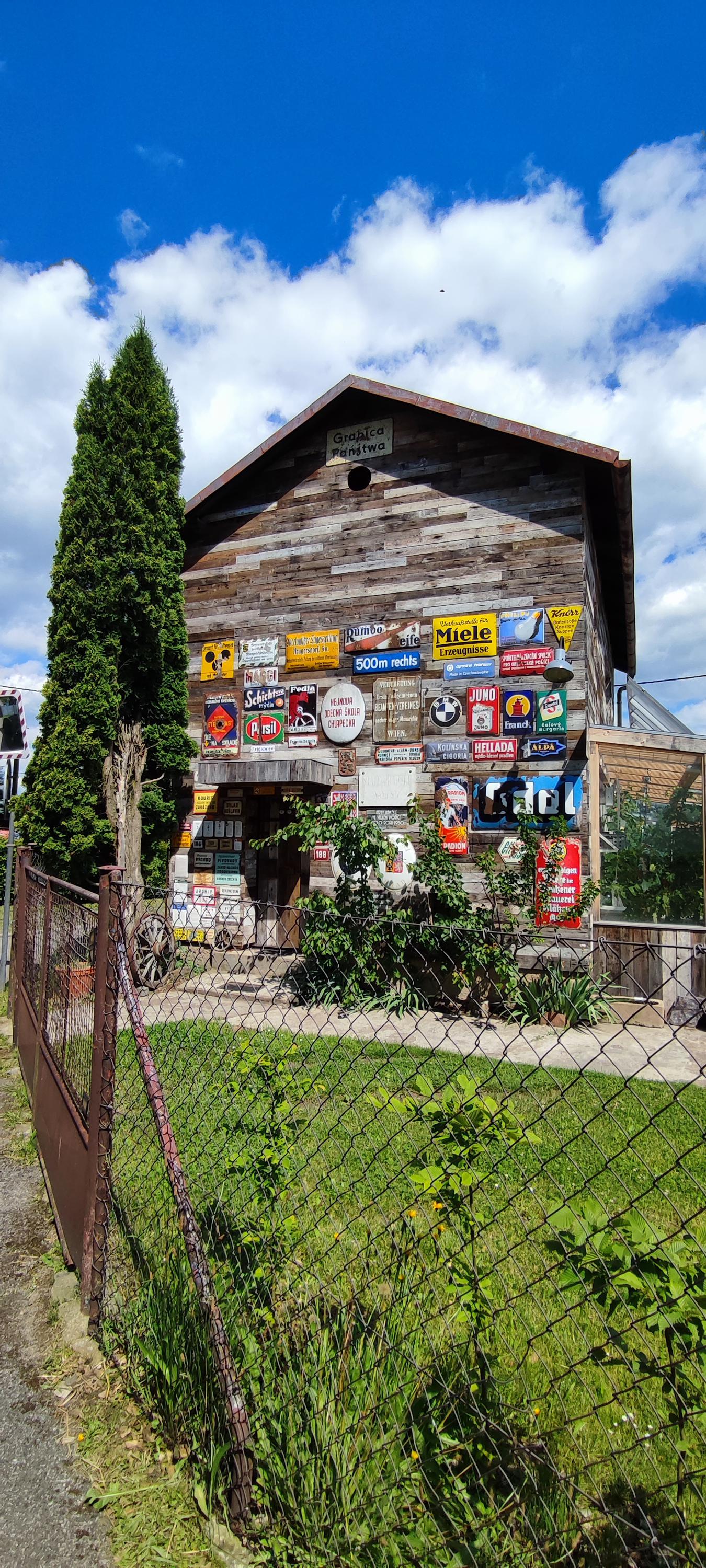Elektro Drapač - Muzeum světelných reklam foto 3