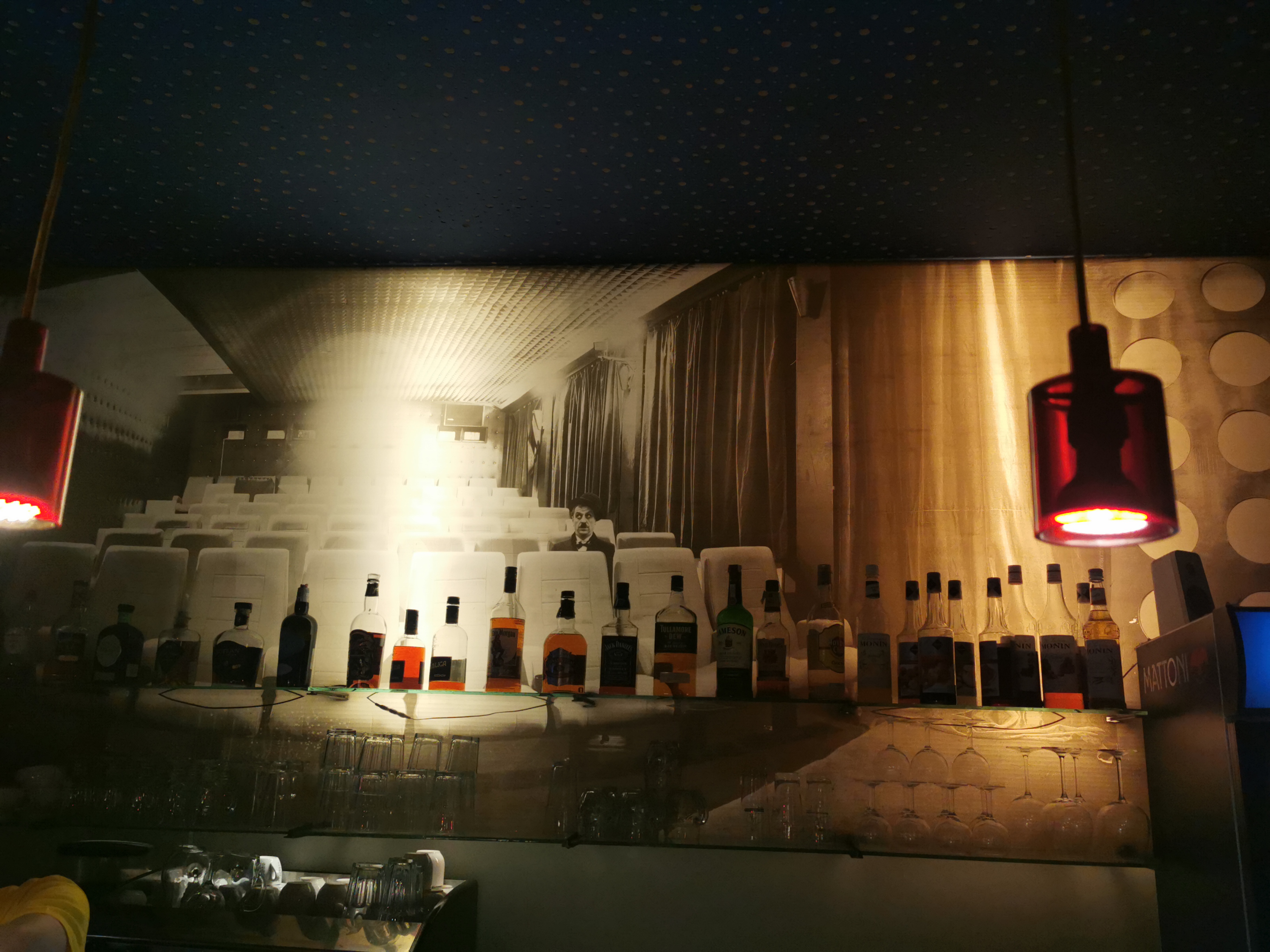 Minikino kavárna foto 4