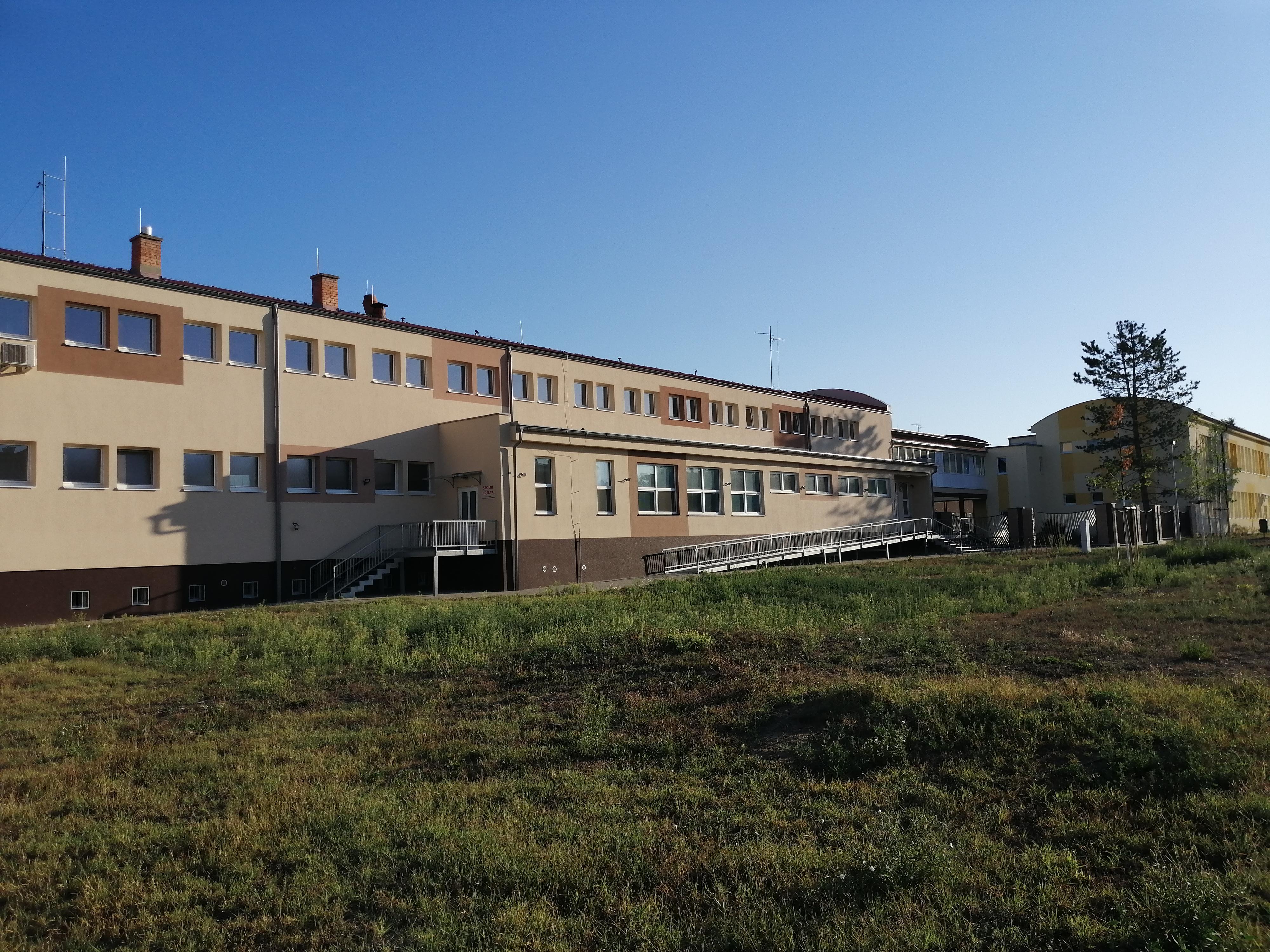 ZŠ Hodonín, U Červených domků foto 2