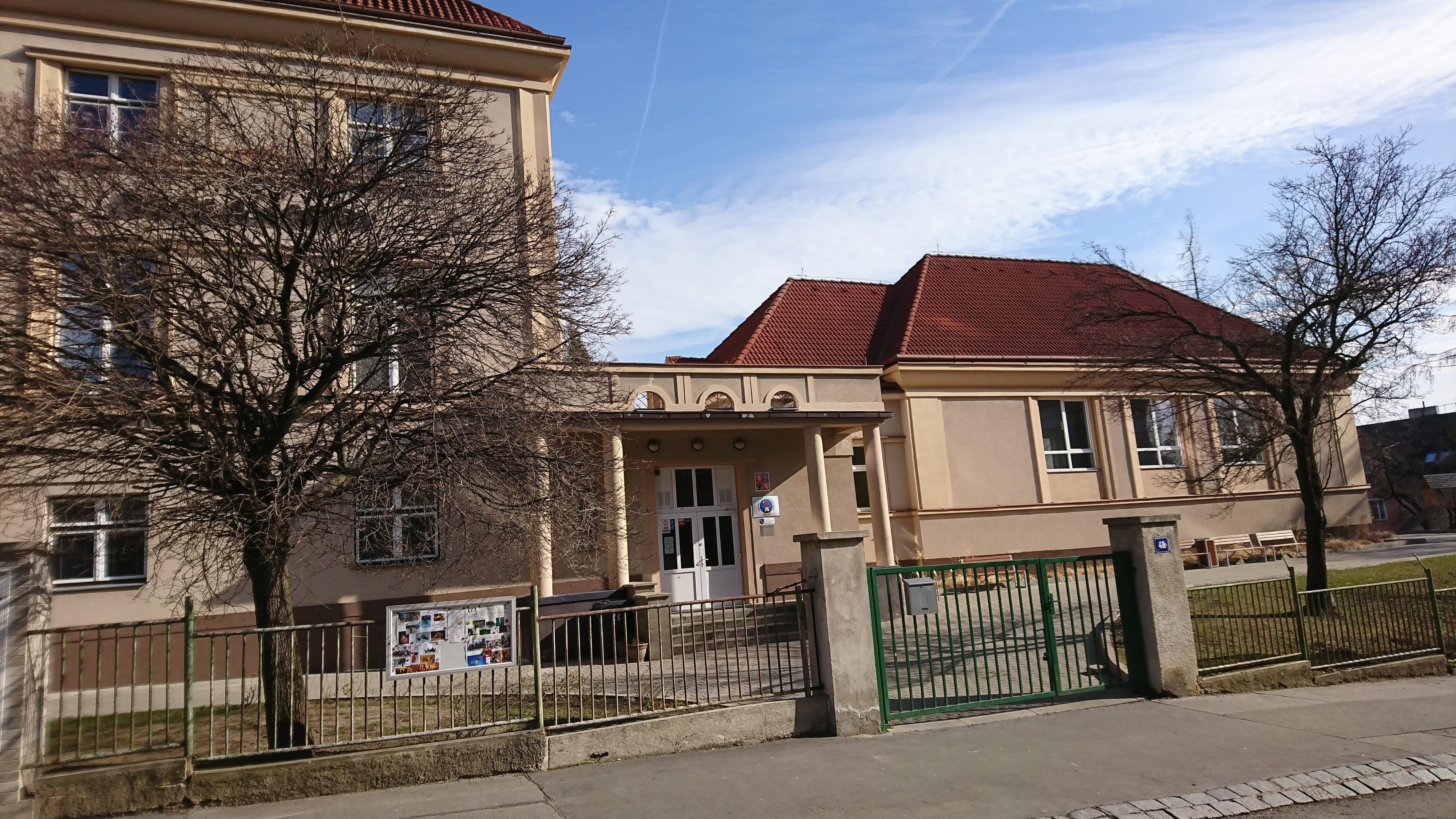 ZŠ a MŠ Jarov foto 6
