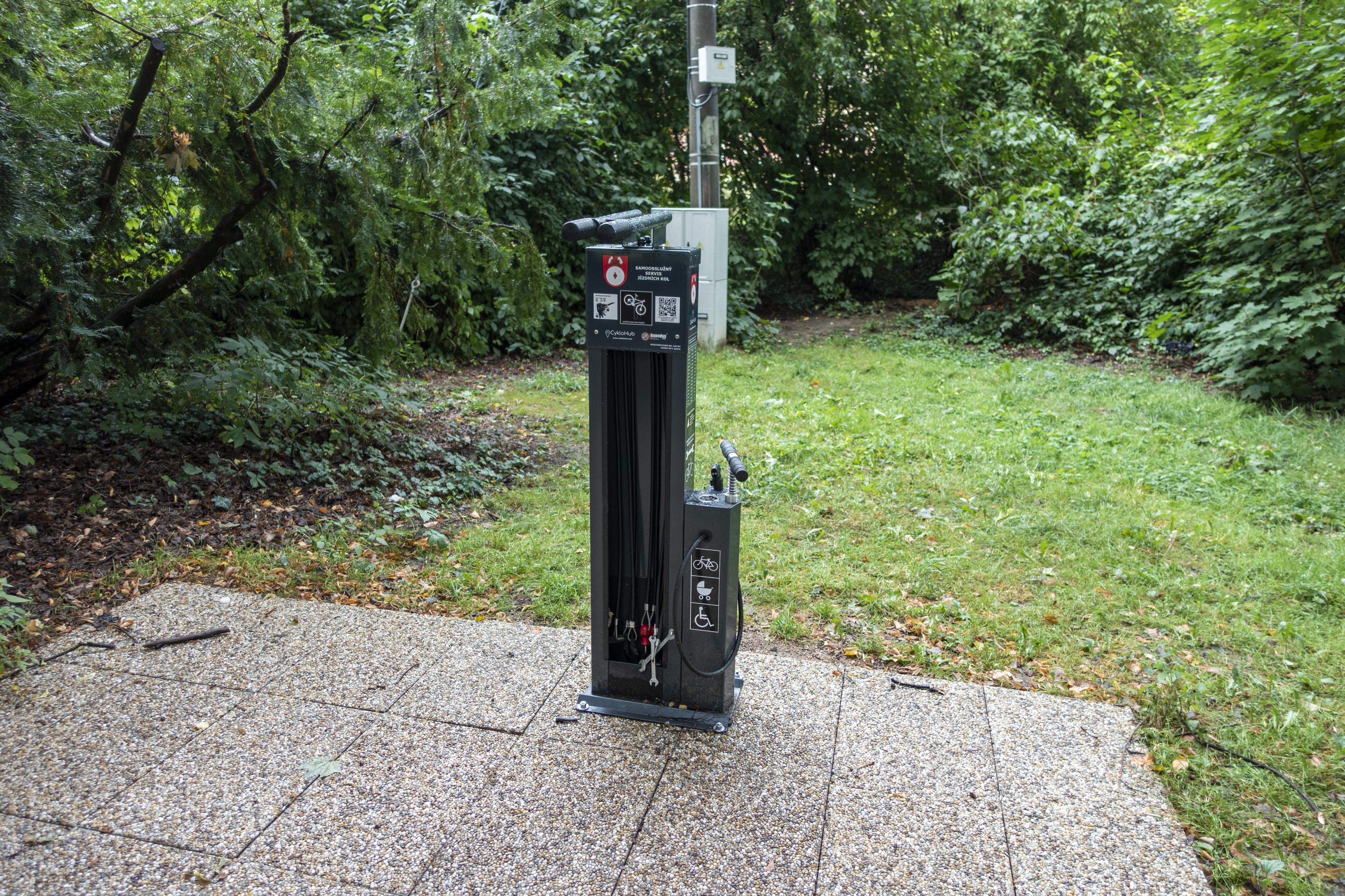 Nabíjecí stanice Zámek Choltice foto 4