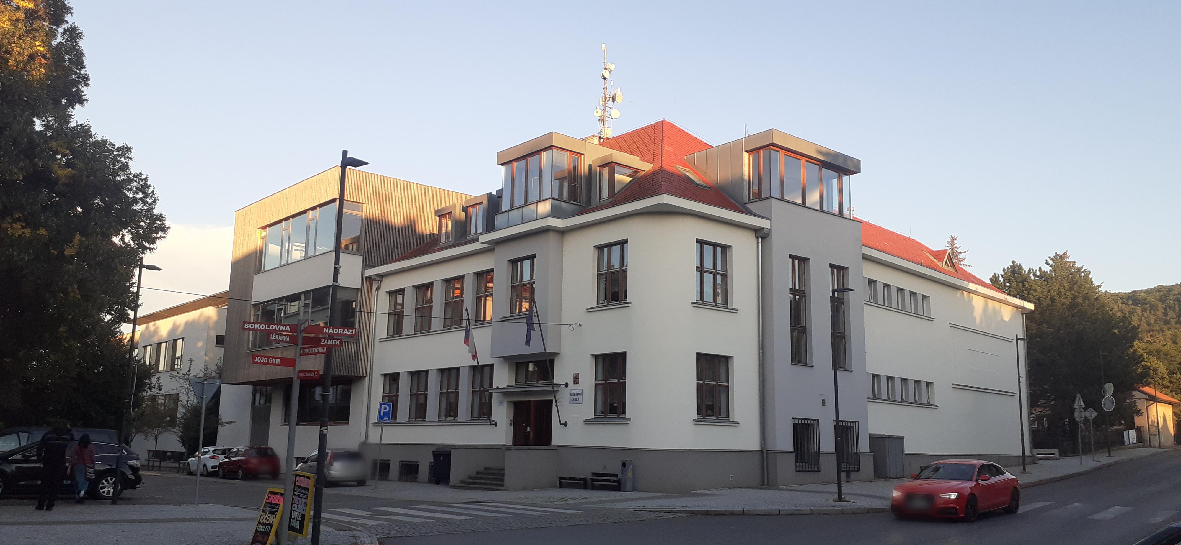 Základní škola Dobřichovice foto 3