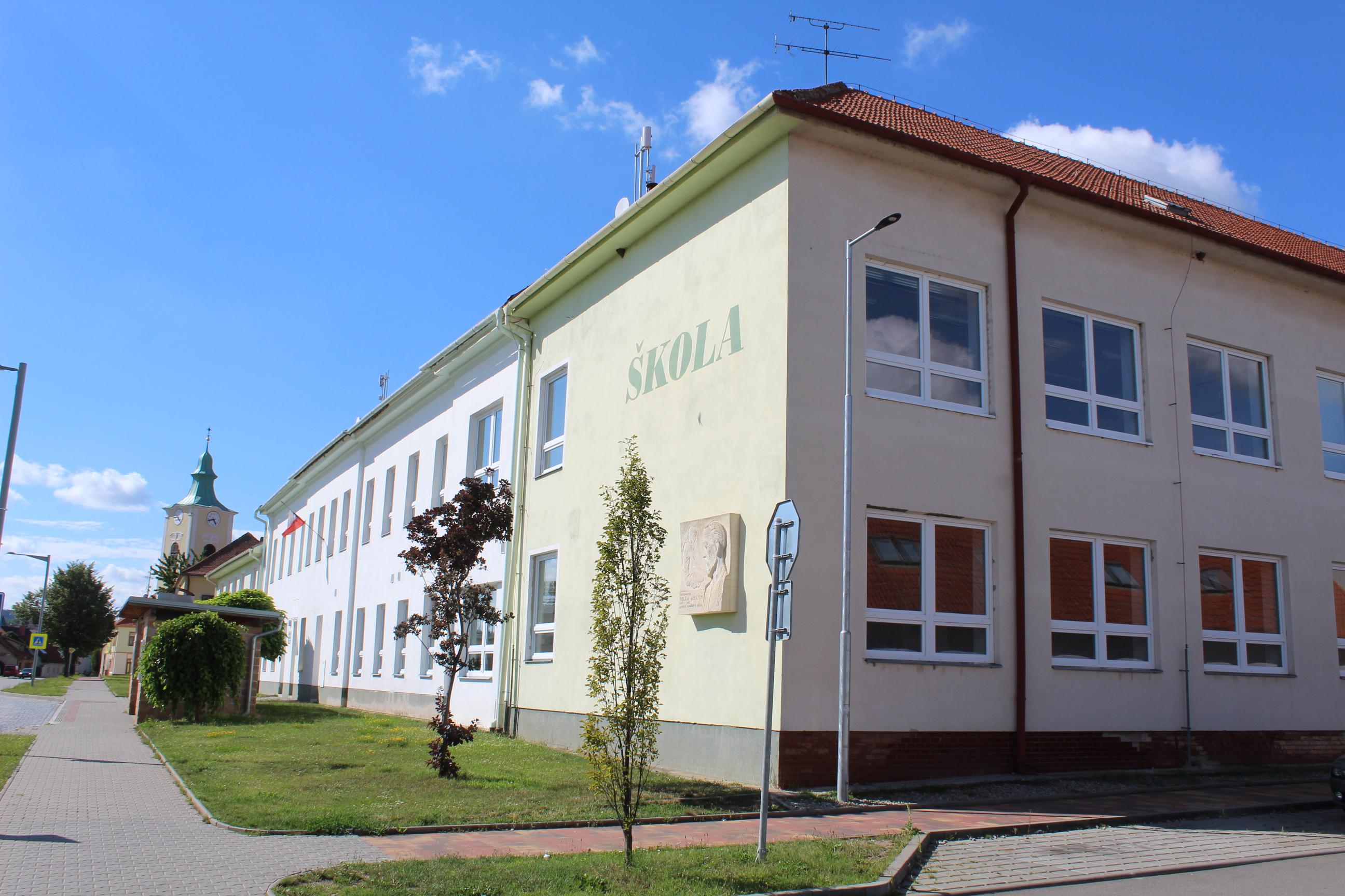 ZŠ a MŠ Ostrovačice