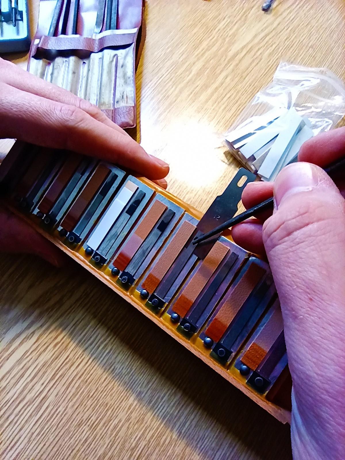 Oprava akordeonů/harmonik - Josef Vašíček foto 5