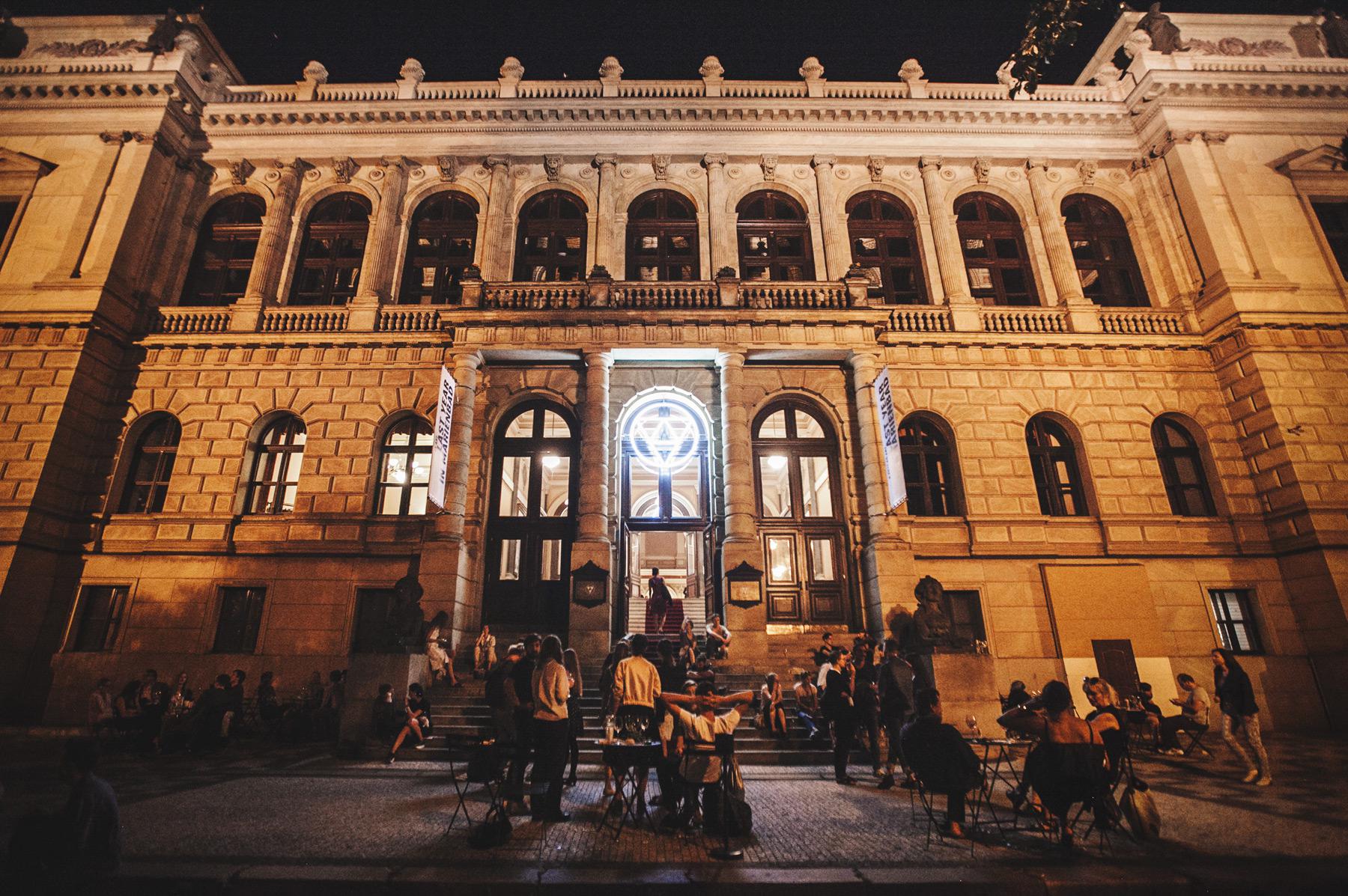 Galerie Rudolfinum foto 1