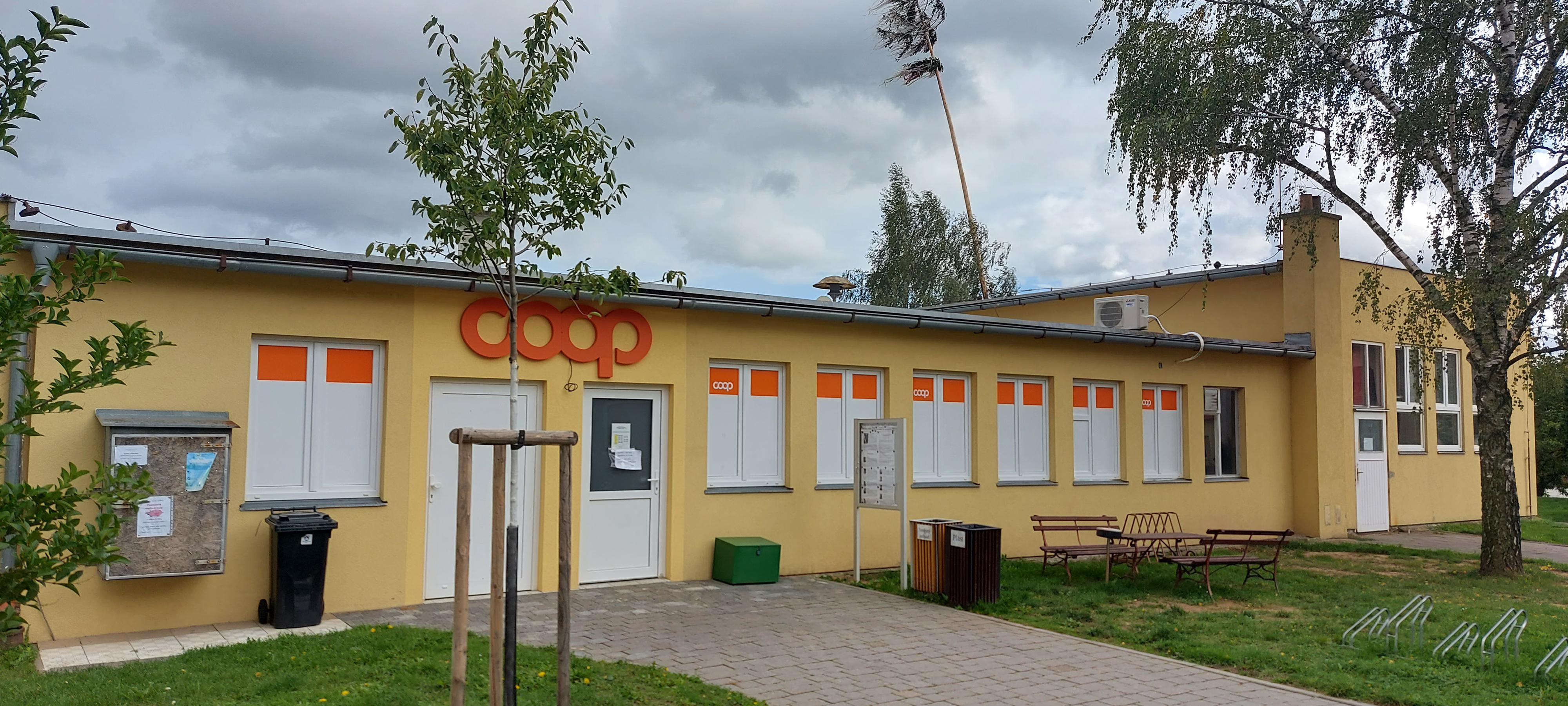 JEDNOTA, spotřební družstvo, Moravský Krumlov – COOP foto 2